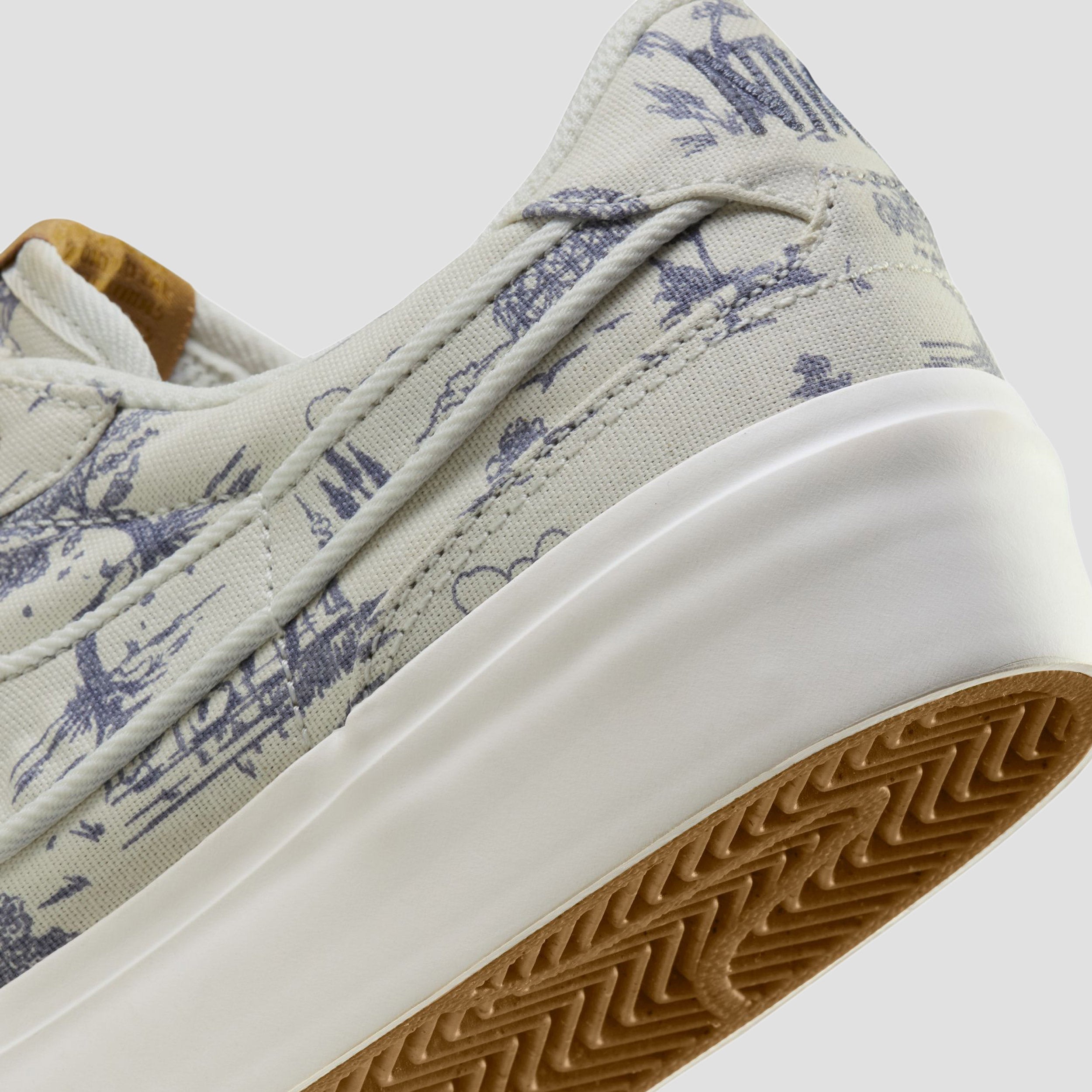 Nike SB Zoom Pogo Plus Premium Skate Shoes Sail / Light Bone - Light Carbon - Bronzine