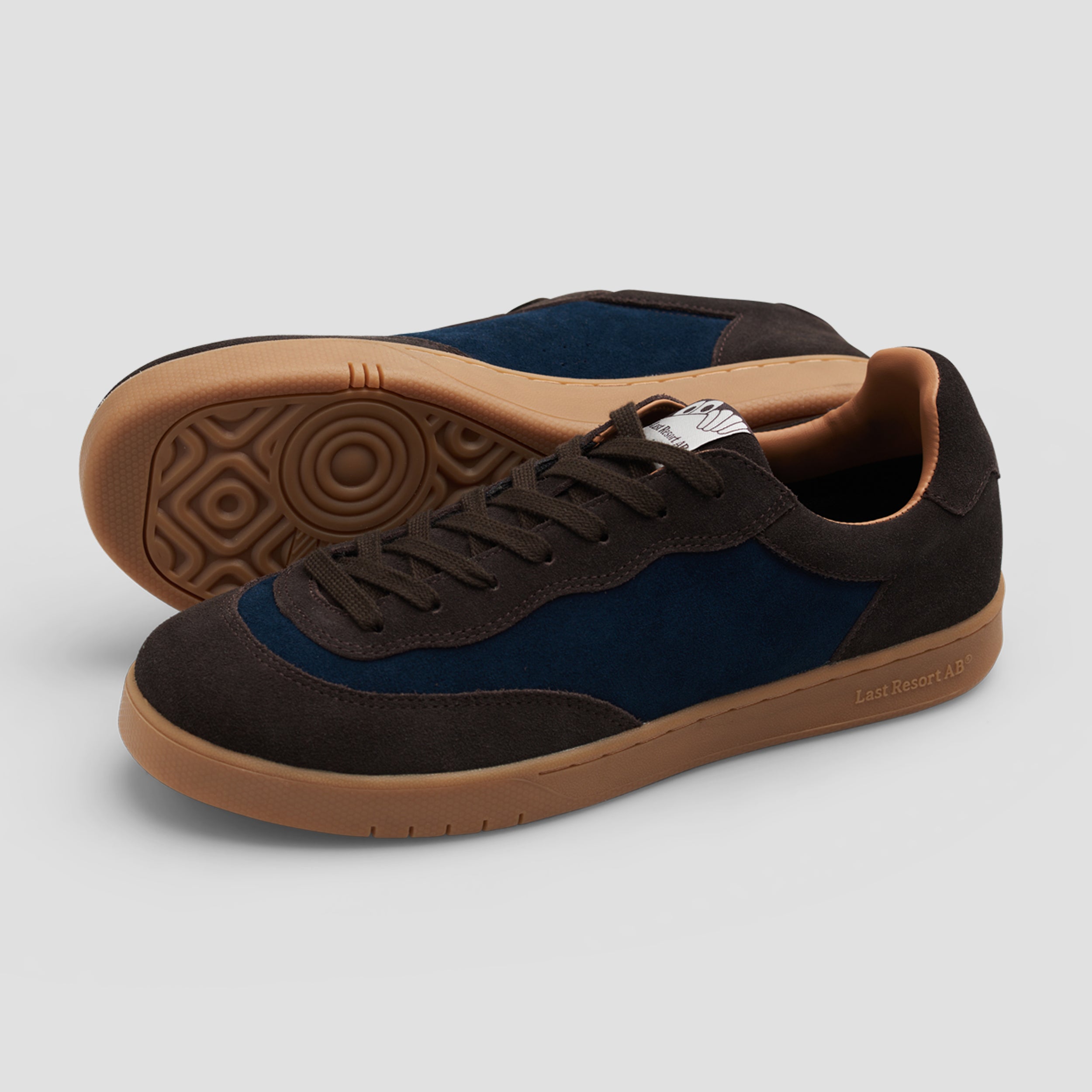 Last Resort AB CM001 Lo Suede Coffee Bean / Dress Blues / Gum