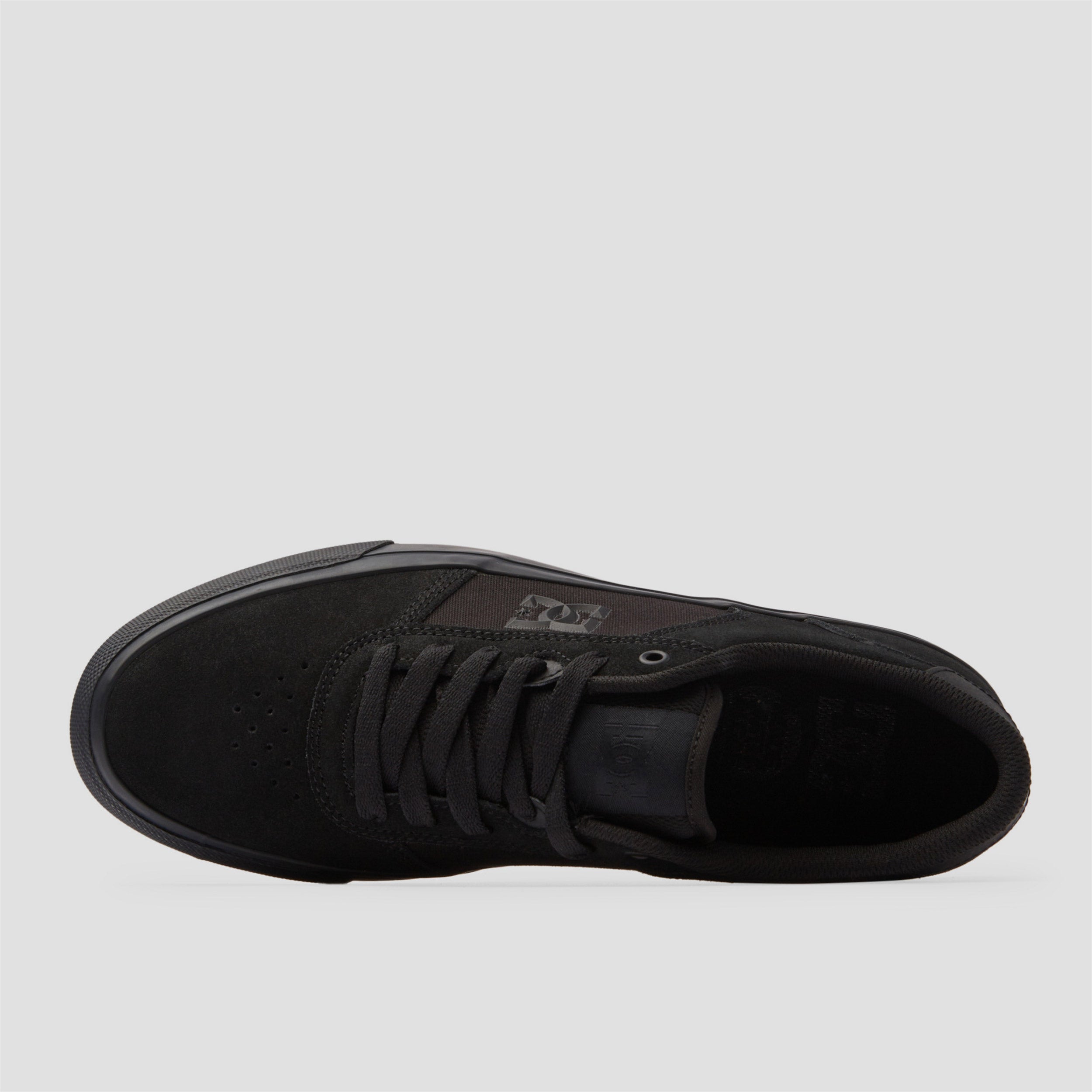 DC Teknic Skate Shoes Black / Black / Black