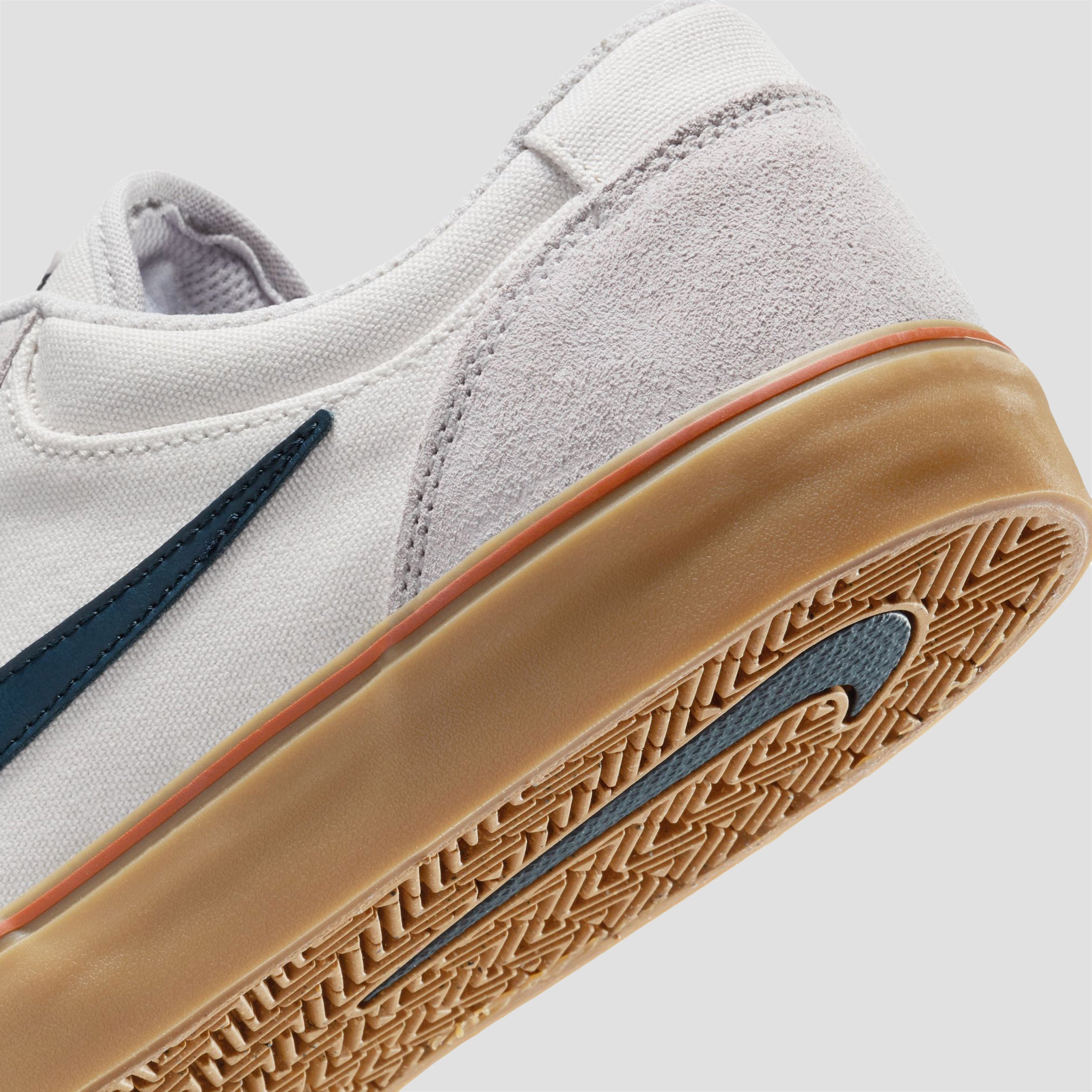 Nike SB Chron 2 Skate Shoes Vast Grey / Armory Navy / Dark Russet