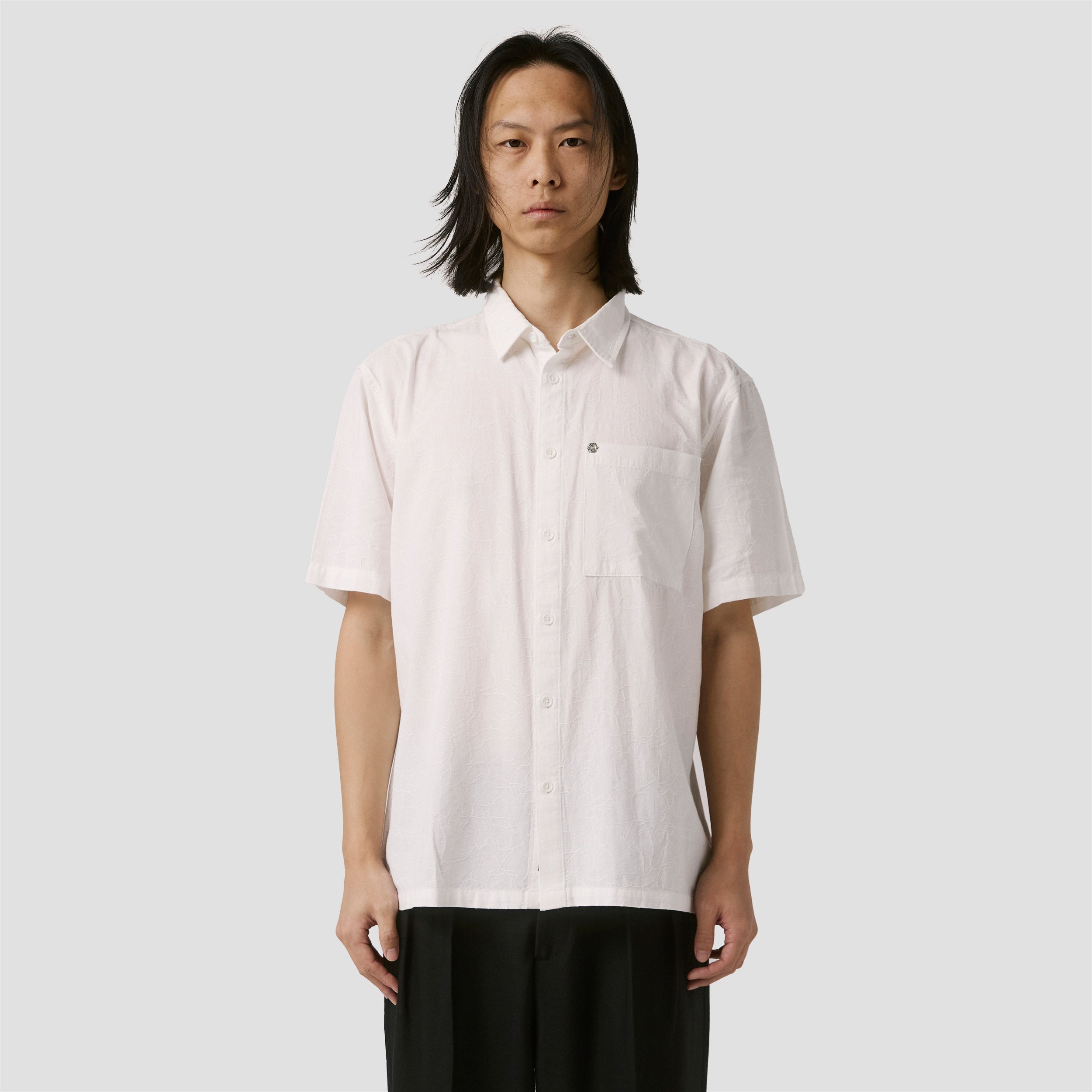 Former Vivian Vine Shortsleeve Shirt White