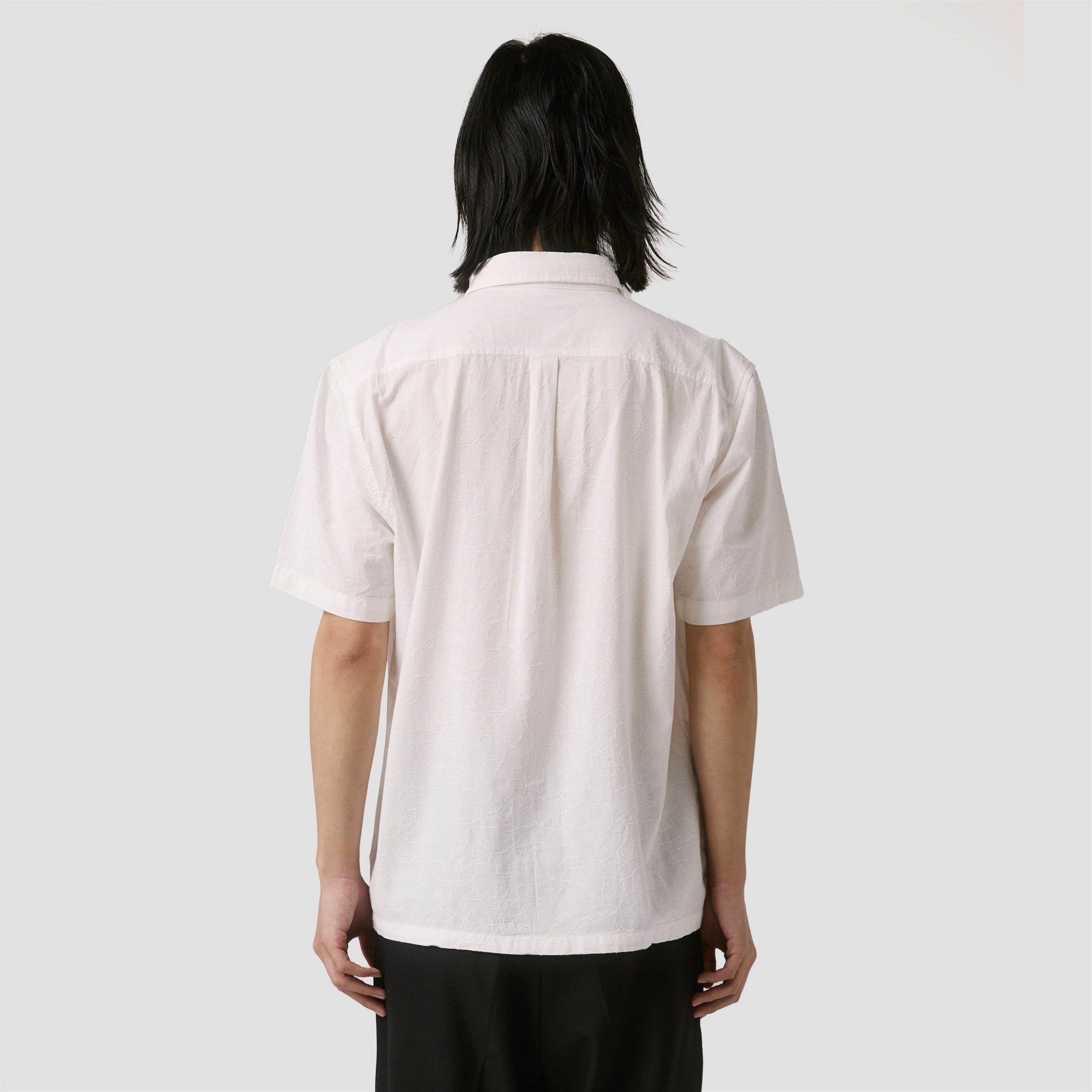 Former Vivian Vine Shortsleeve Shirt White