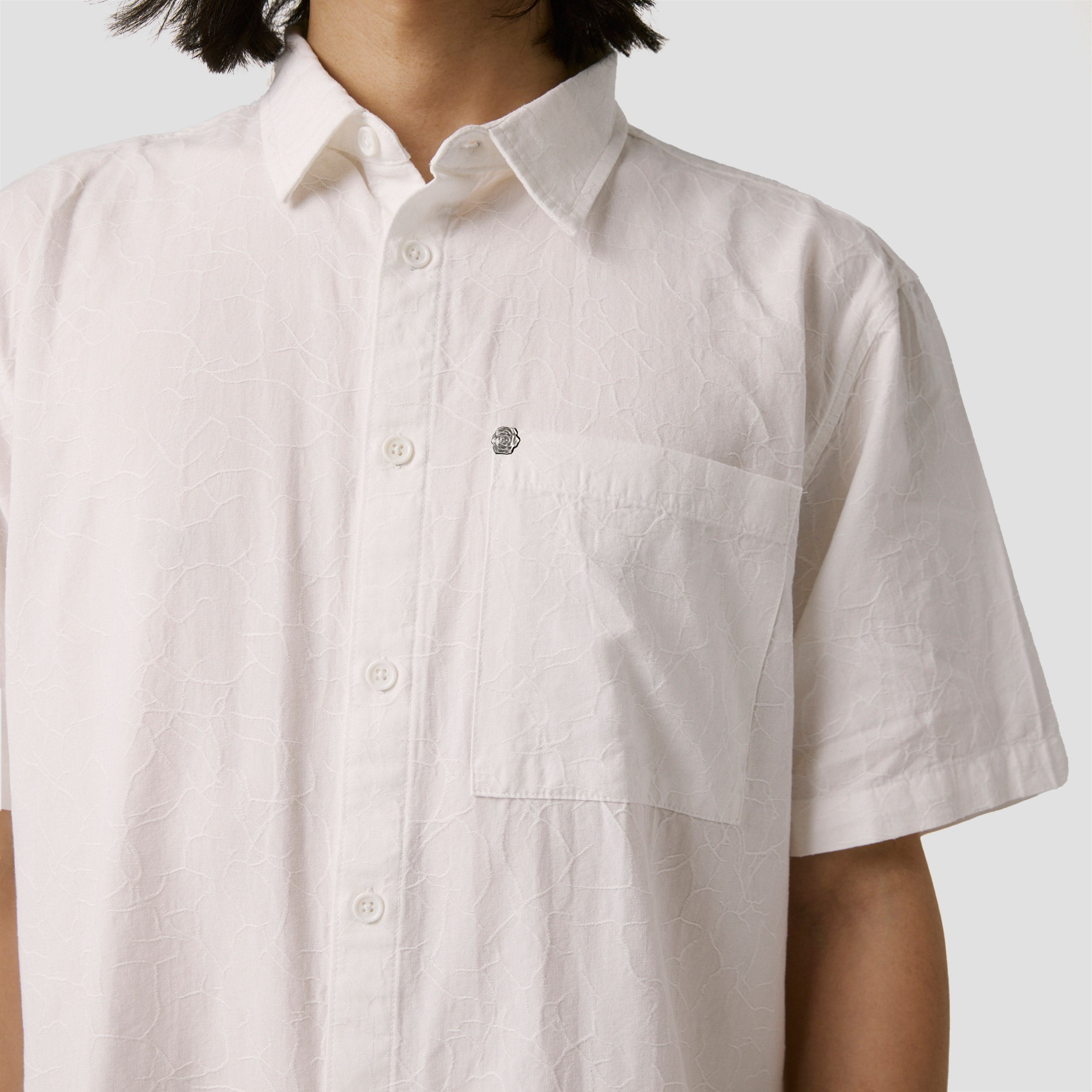 Former Vivian Vine Shortsleeve Shirt White