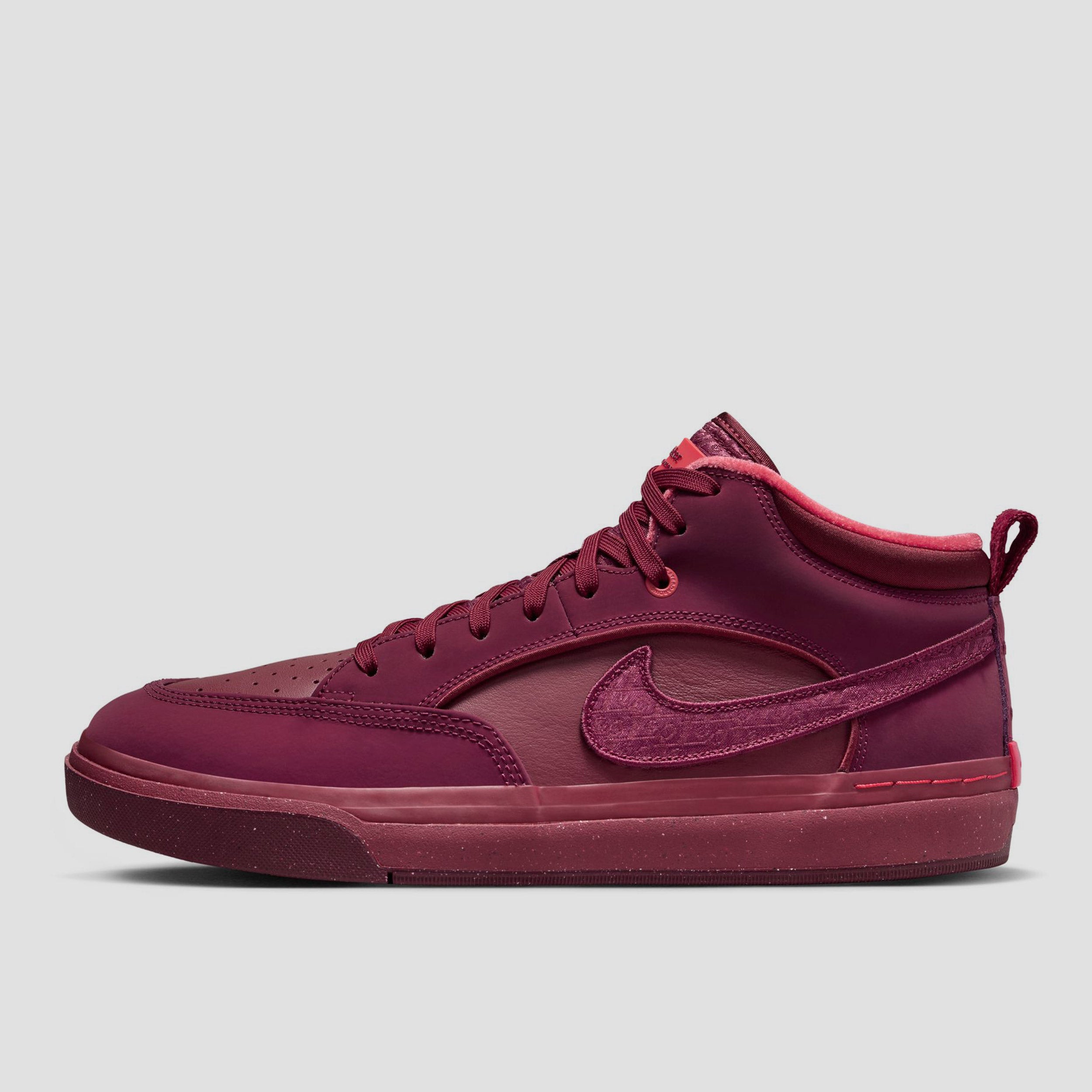 Nike SB React Leo PRM Skate Shoes Dark Beetroot / Dark Beetroot - Team Red