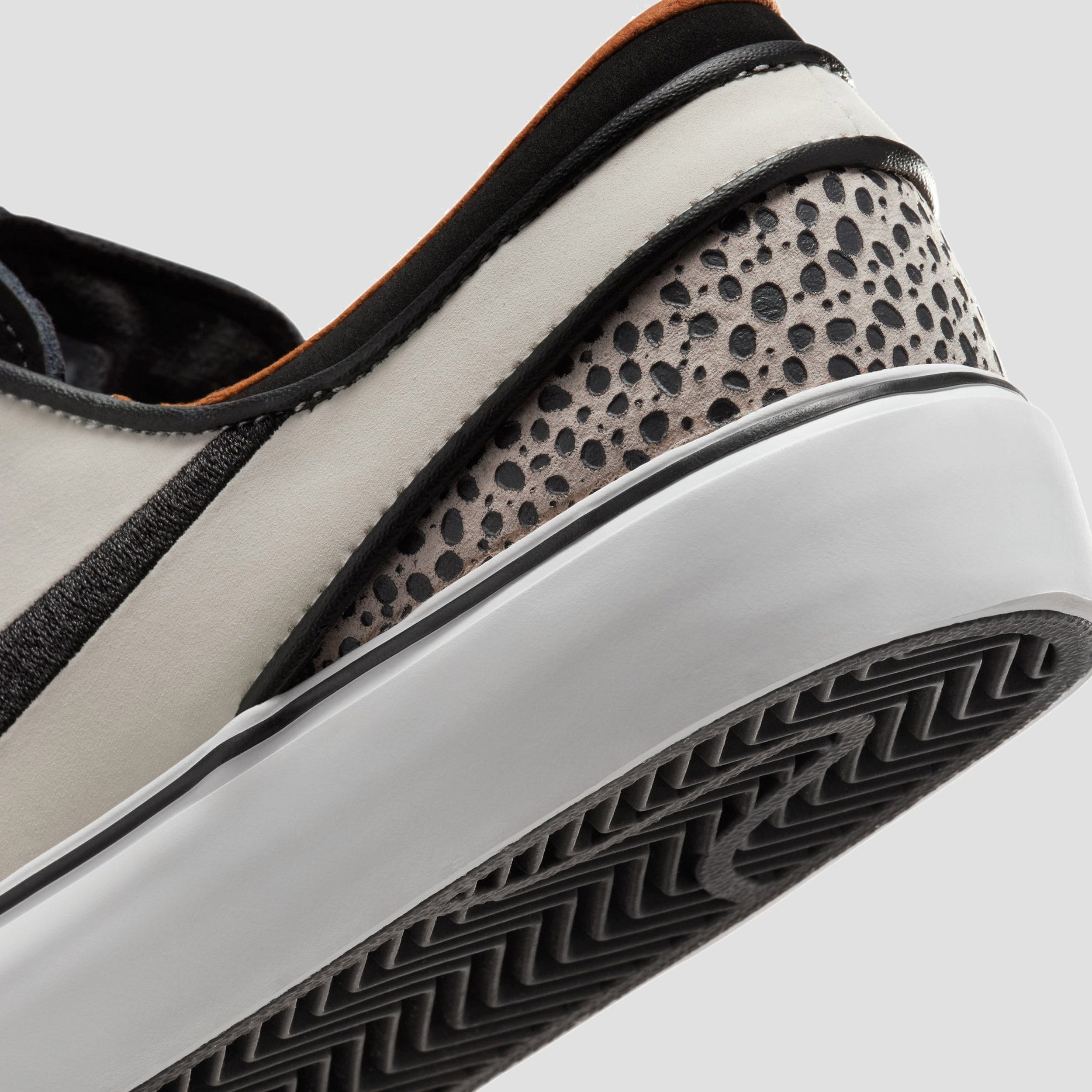 Nike SB Electric Pack Kids Janoski Older Kids Skate Shoes Electric Phantom / Black / Monarch