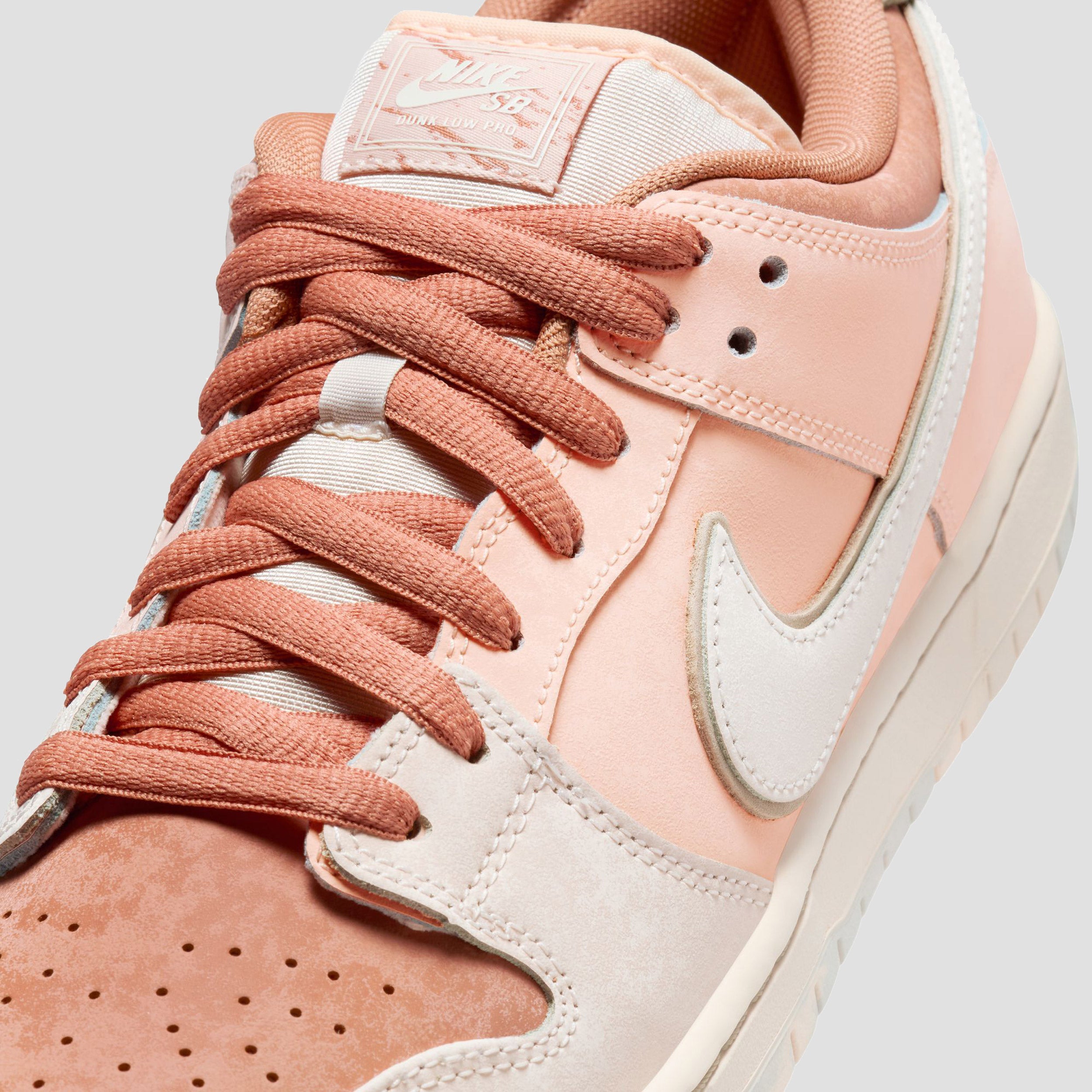 Nike SB Dunk Low Pro Premium Skate Shoes Amber Brown / Guava Ice - Crimson Tint - Hemp