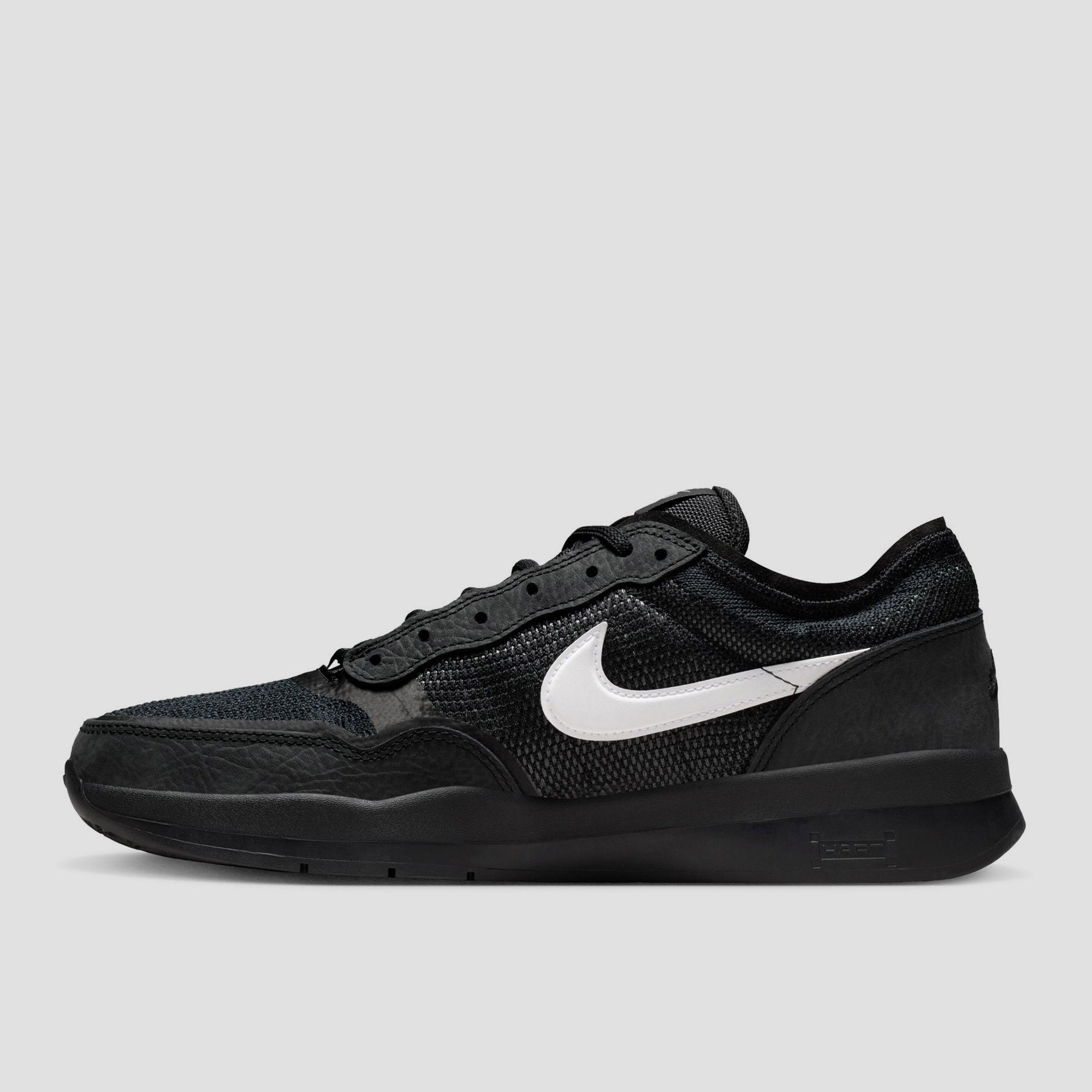 Nike SB PS8 Skate Shoes Black / White / Black