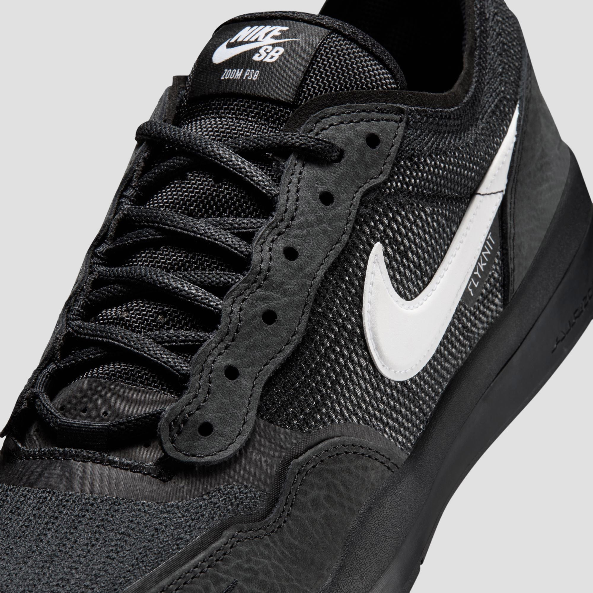 Nike SB PS8 Skate Shoes Black / White / Black