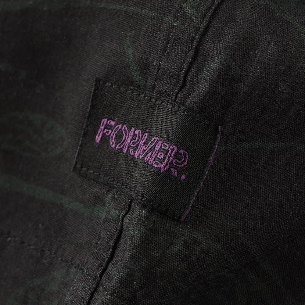 Former Vivian Global Mind Shortsleeve Shirt Black