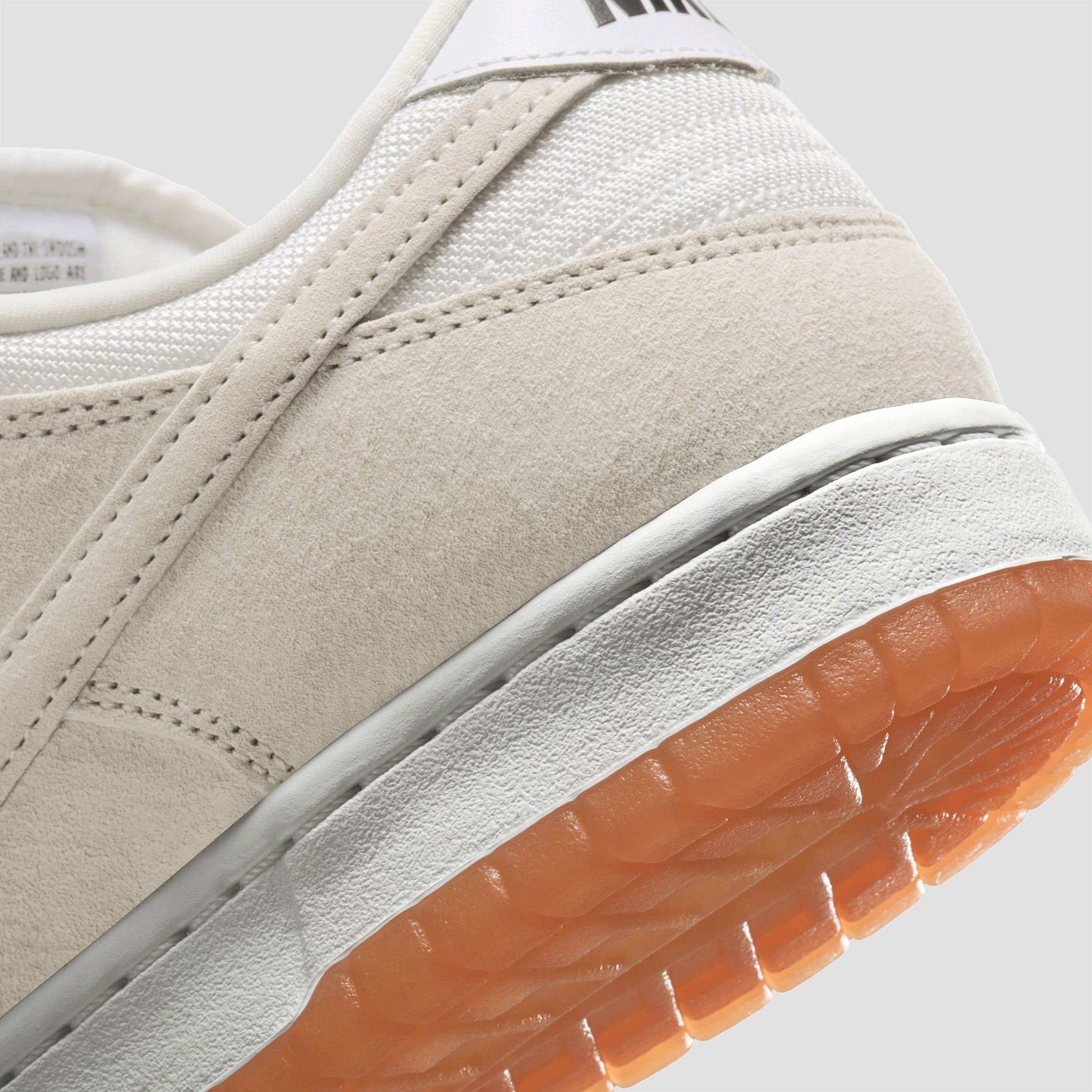 Nike SB Dunk Low Pro B Skate Shoes Pale Ivory / Pale Ivory / Summit White / White
