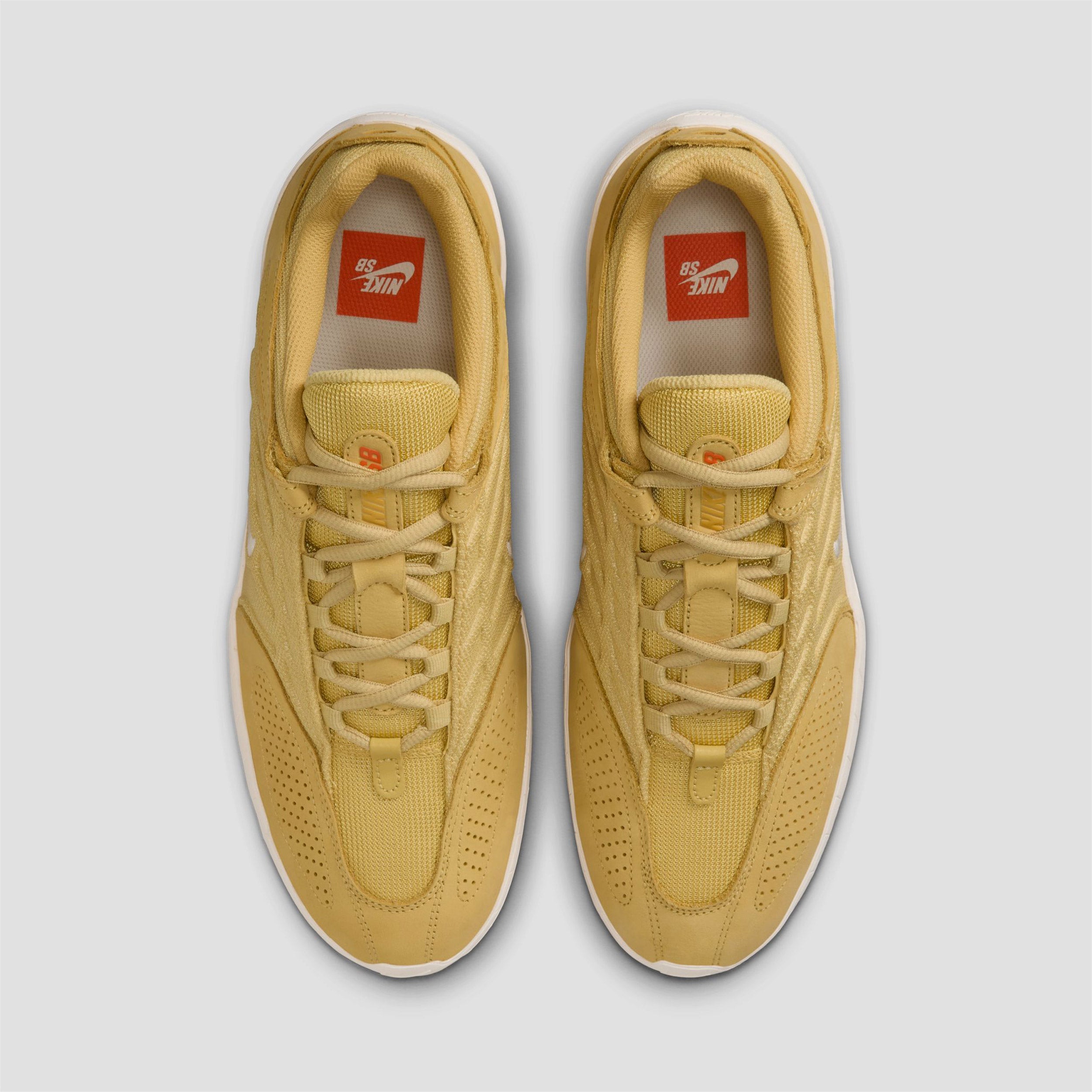Nike SB Vertebrae Skate Shoes Saturn Gold / Sail / Saturn Gold / Solar Flare
