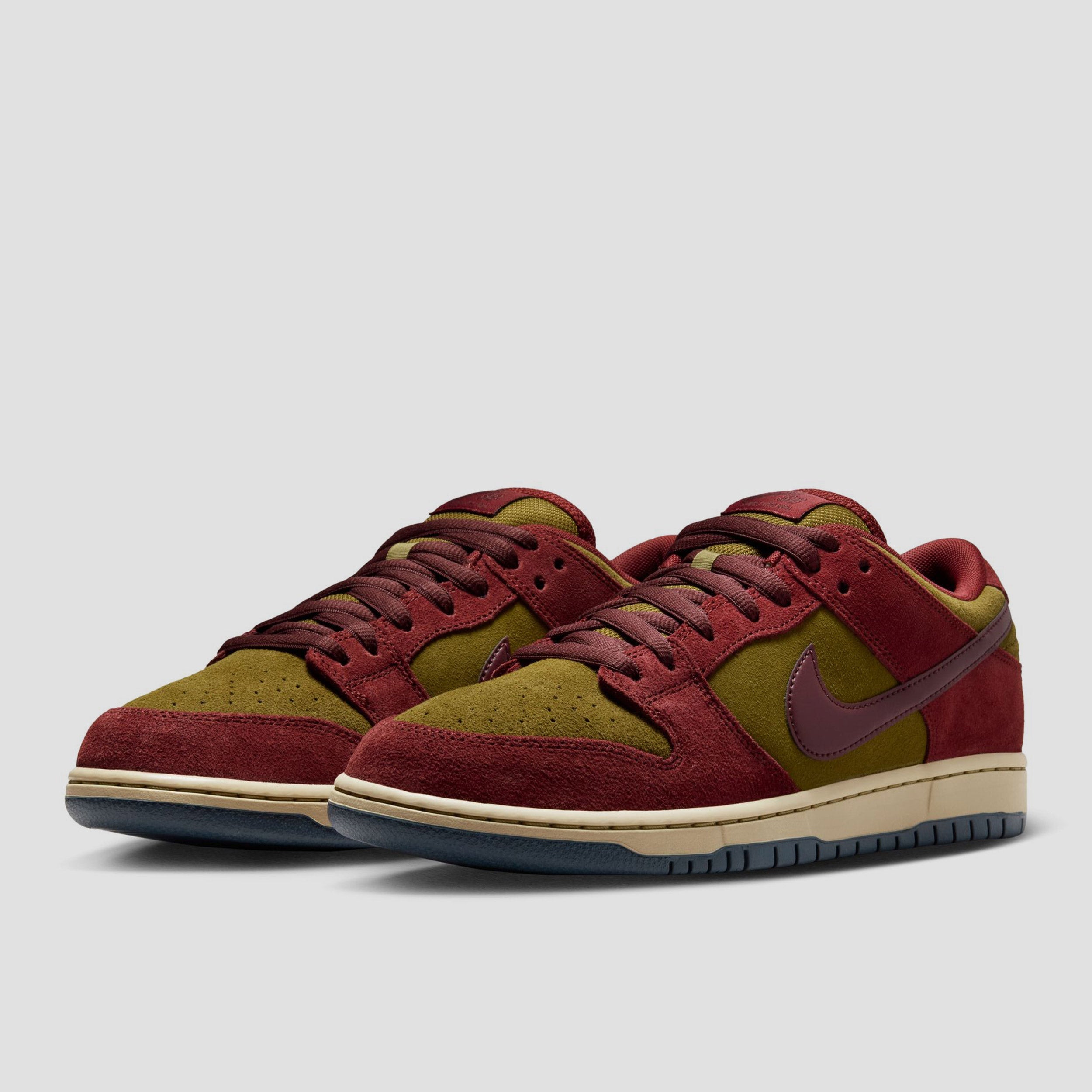 Nike SB Dunk Low Pro Skate Shoes Dark Team Red / Burgundy / Crush / Olive Flak