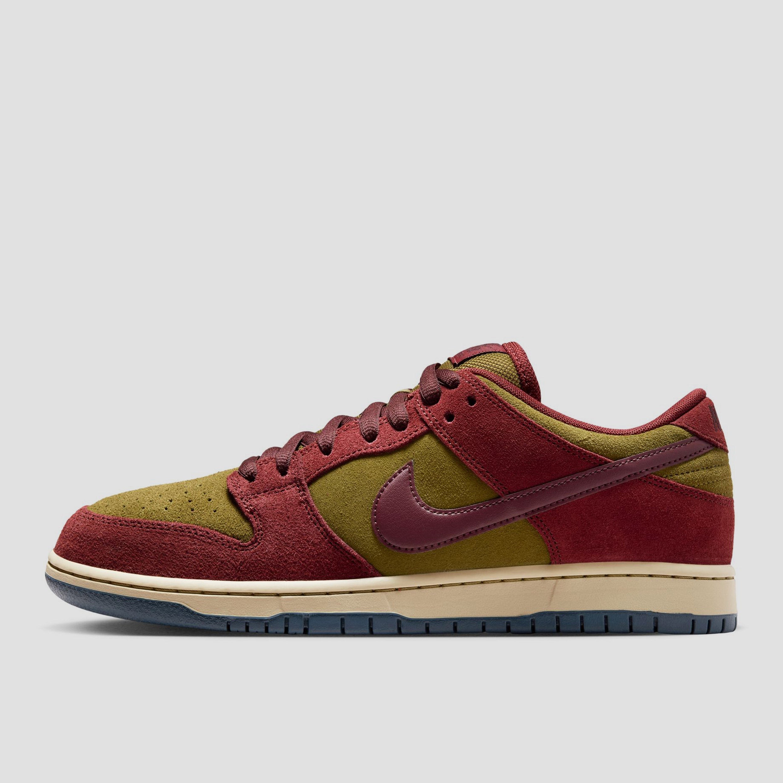 Nike SB Dunk Low Pro Skate Shoes Dark Team Red / Burgundy / Crush / Olive Flak