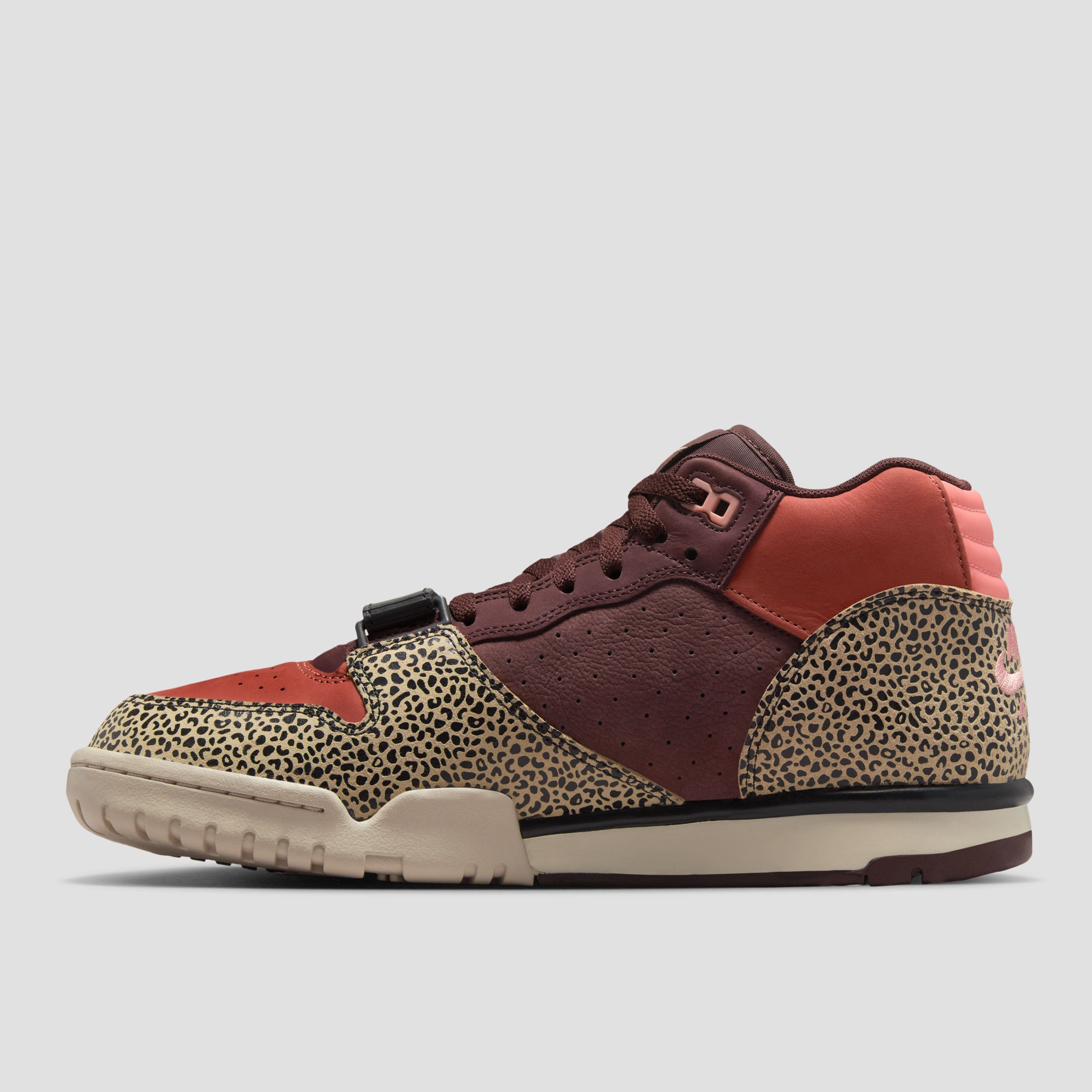 Nike SB Air Trainer 1 Skate Shoes Limestone / Pink Quartz / Earth / Dusty Pink