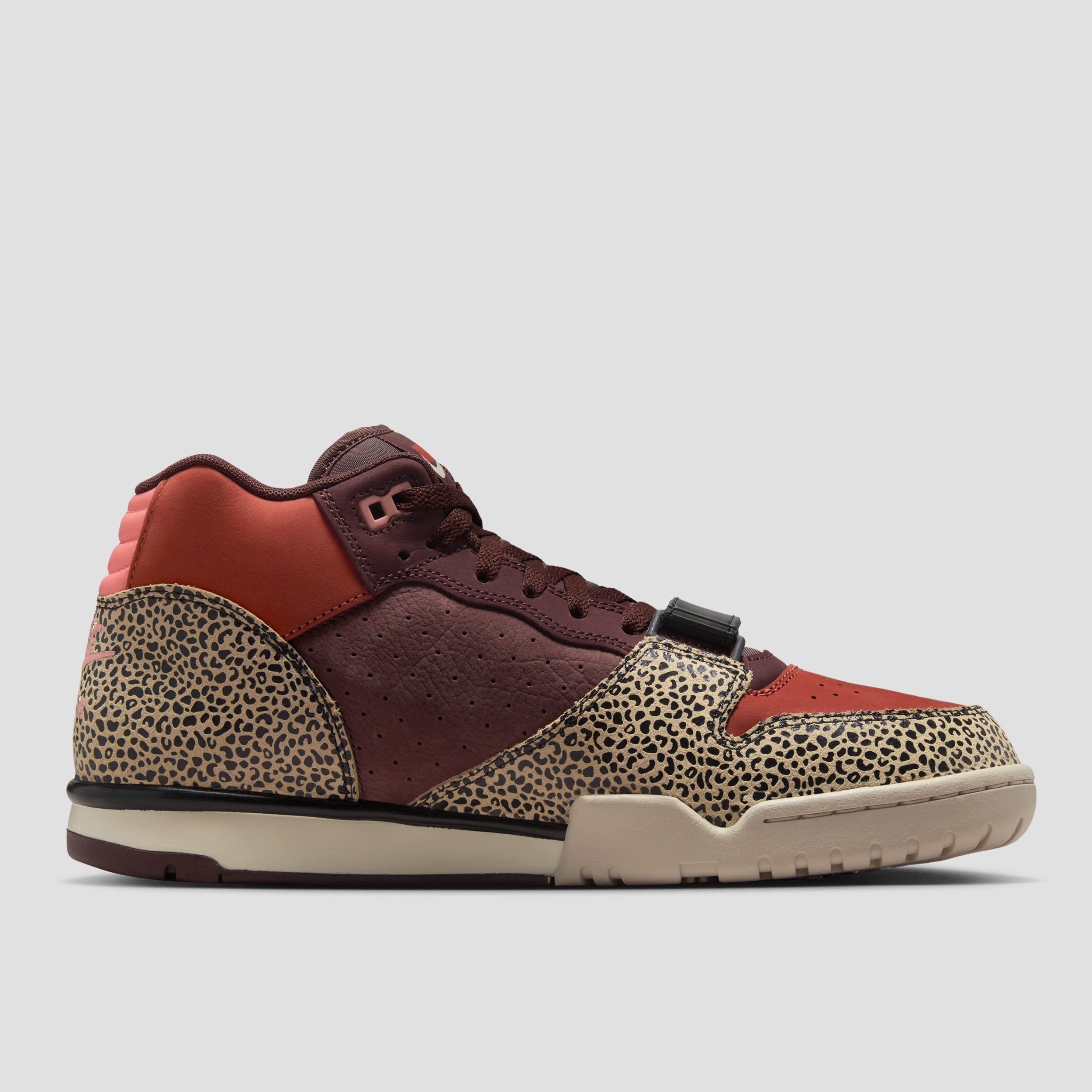 Nike SB Air Trainer 1 Skate Shoes Limestone / Pink Quartz / Earth / Dusty Pink