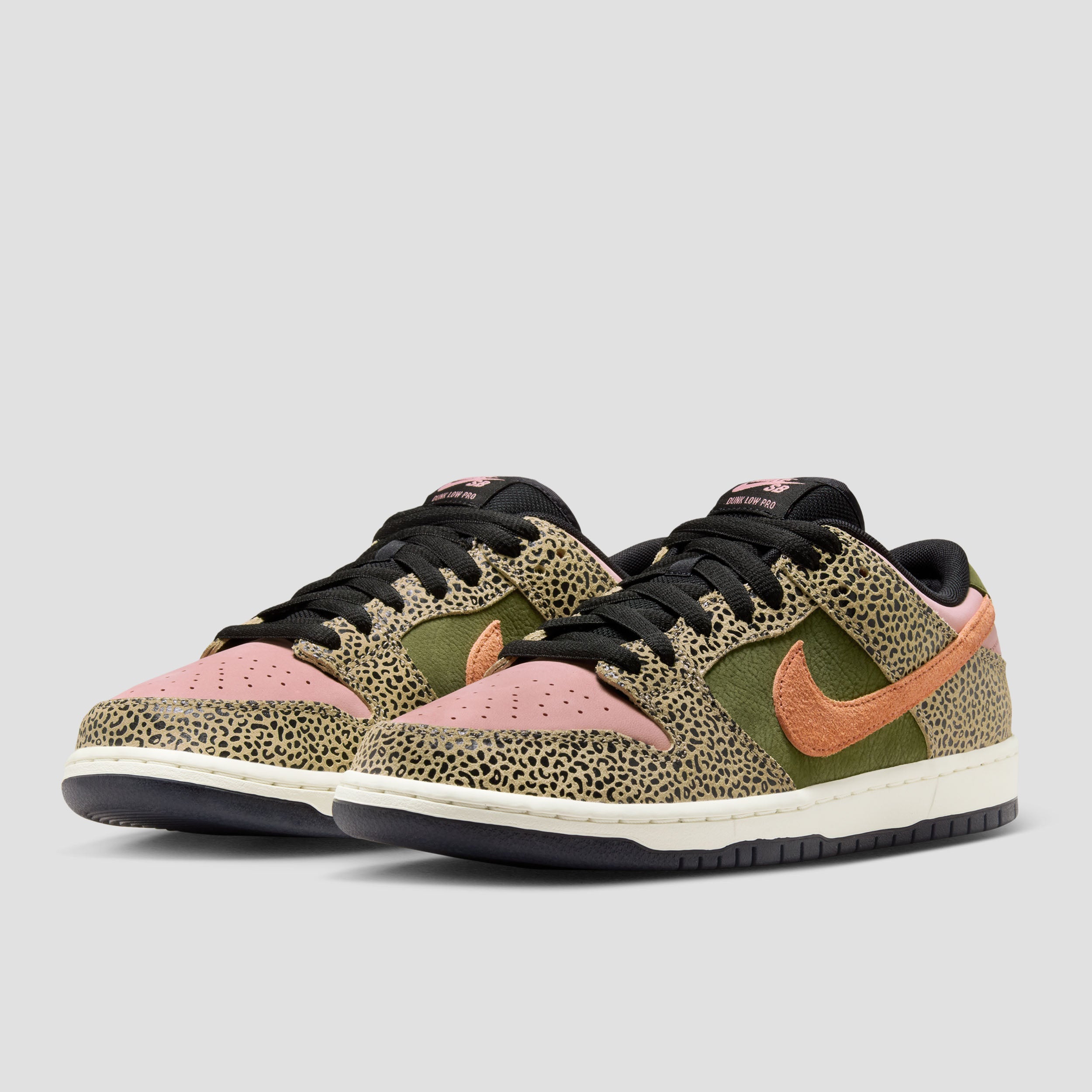 Nike SB Dunk Low Pro Skate Shoes Khaki / Amber Brown / Rough Green / Rust Pink