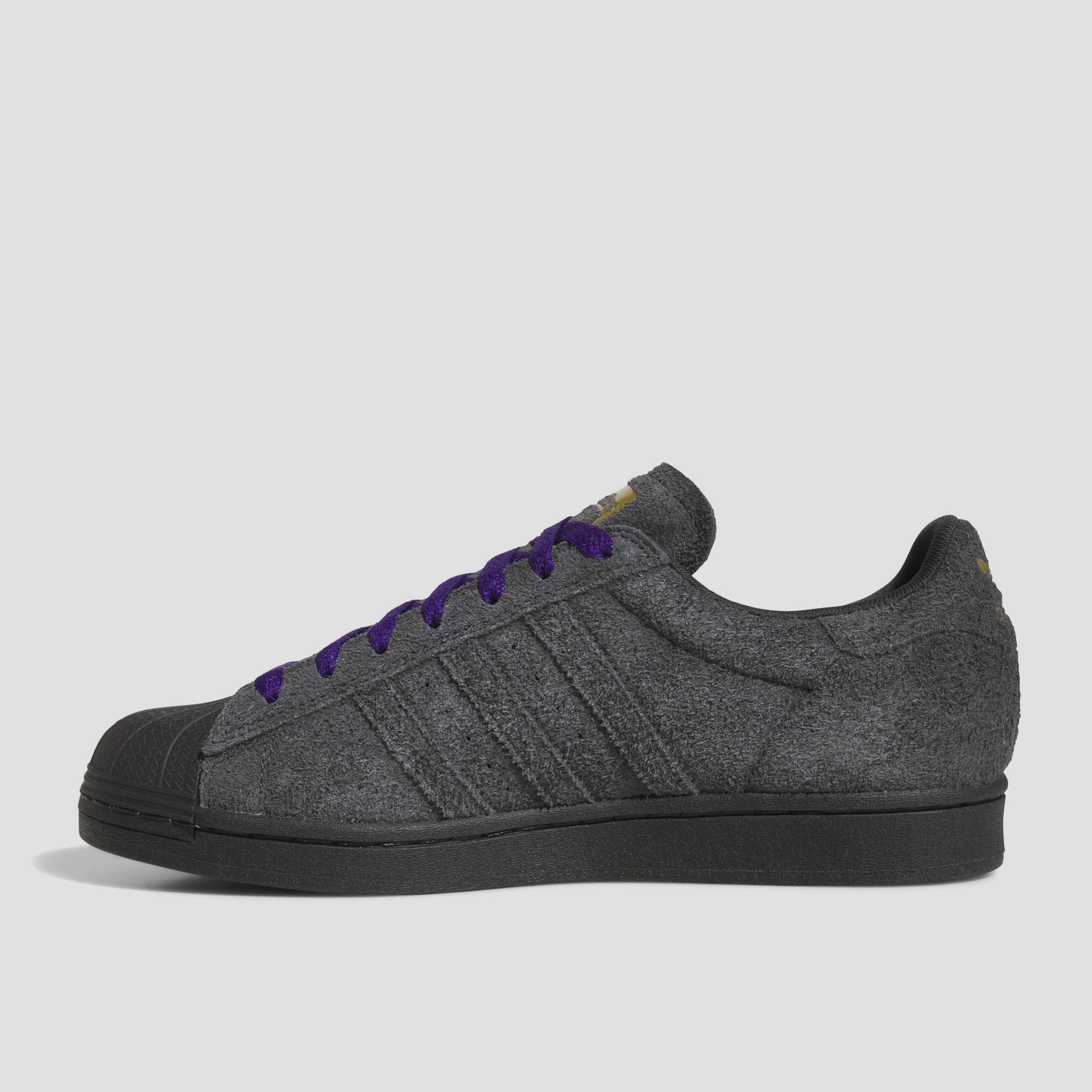 adidas Superstar ADV Skate Shoes Carbon / Carbon / Purple