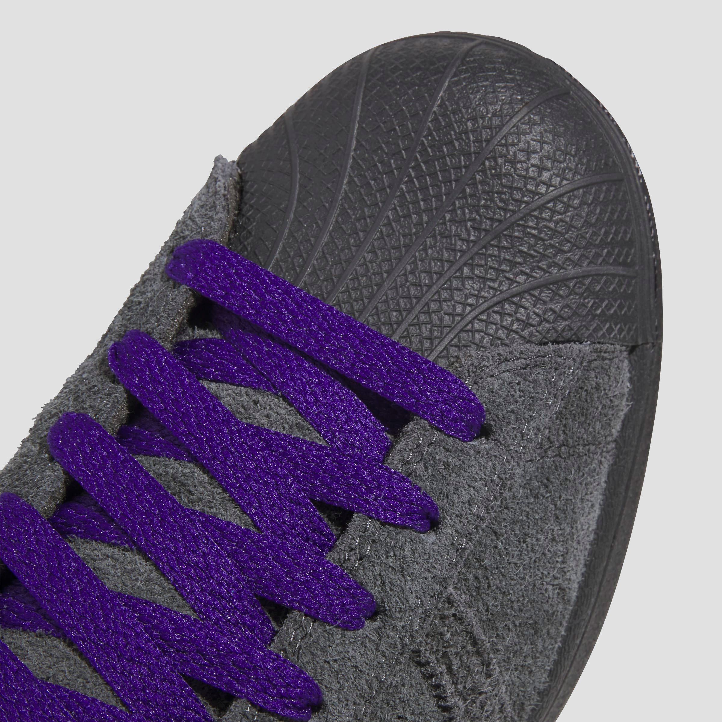 adidas Superstar ADV Skate Shoes Carbon / Carbon / Purple