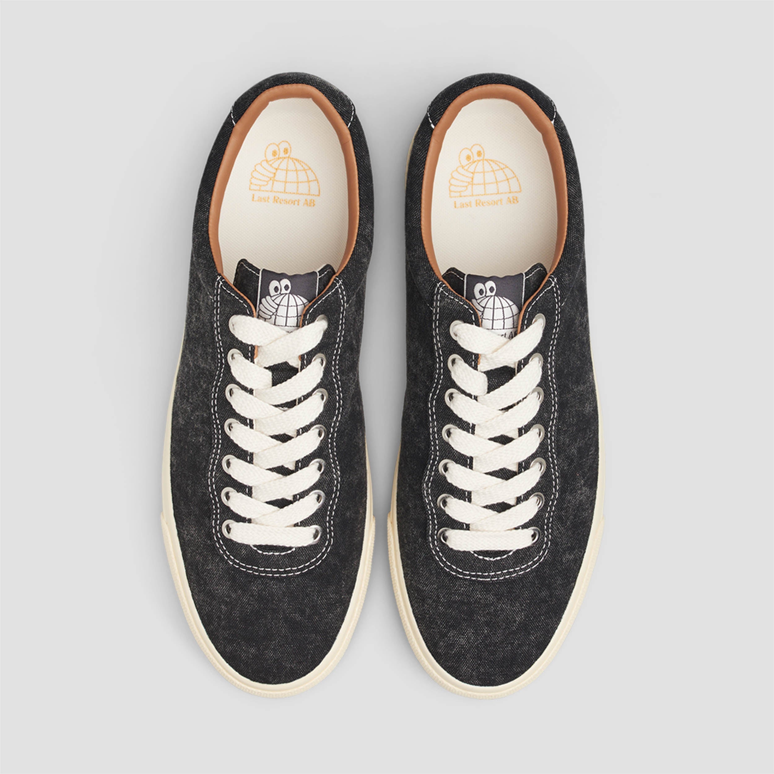 Last Resort AB VM001 Skate Shoes Lo Canvas Washed Black / White