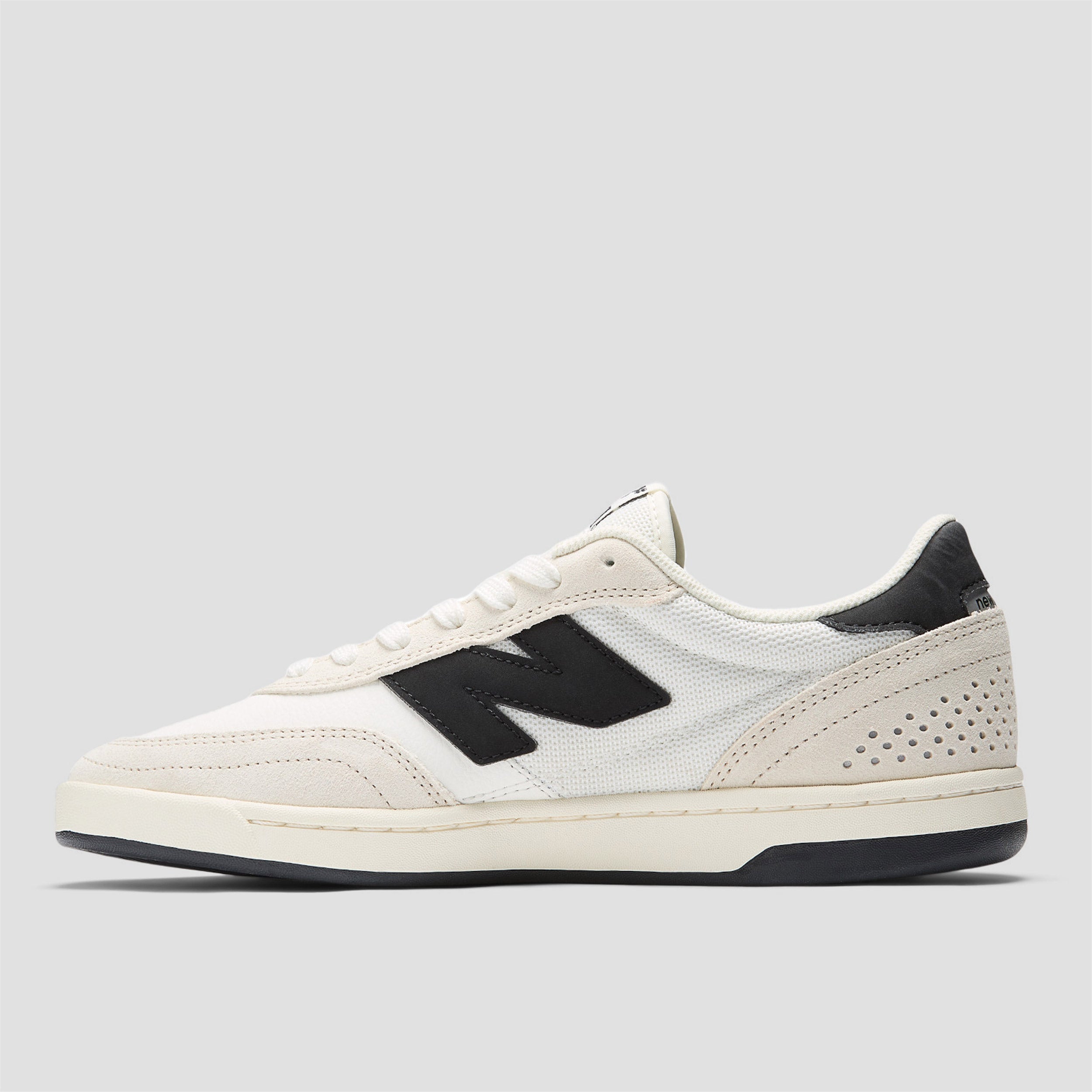 New Balance 440 v2 Skateboard Shoes Sea Salt / Black