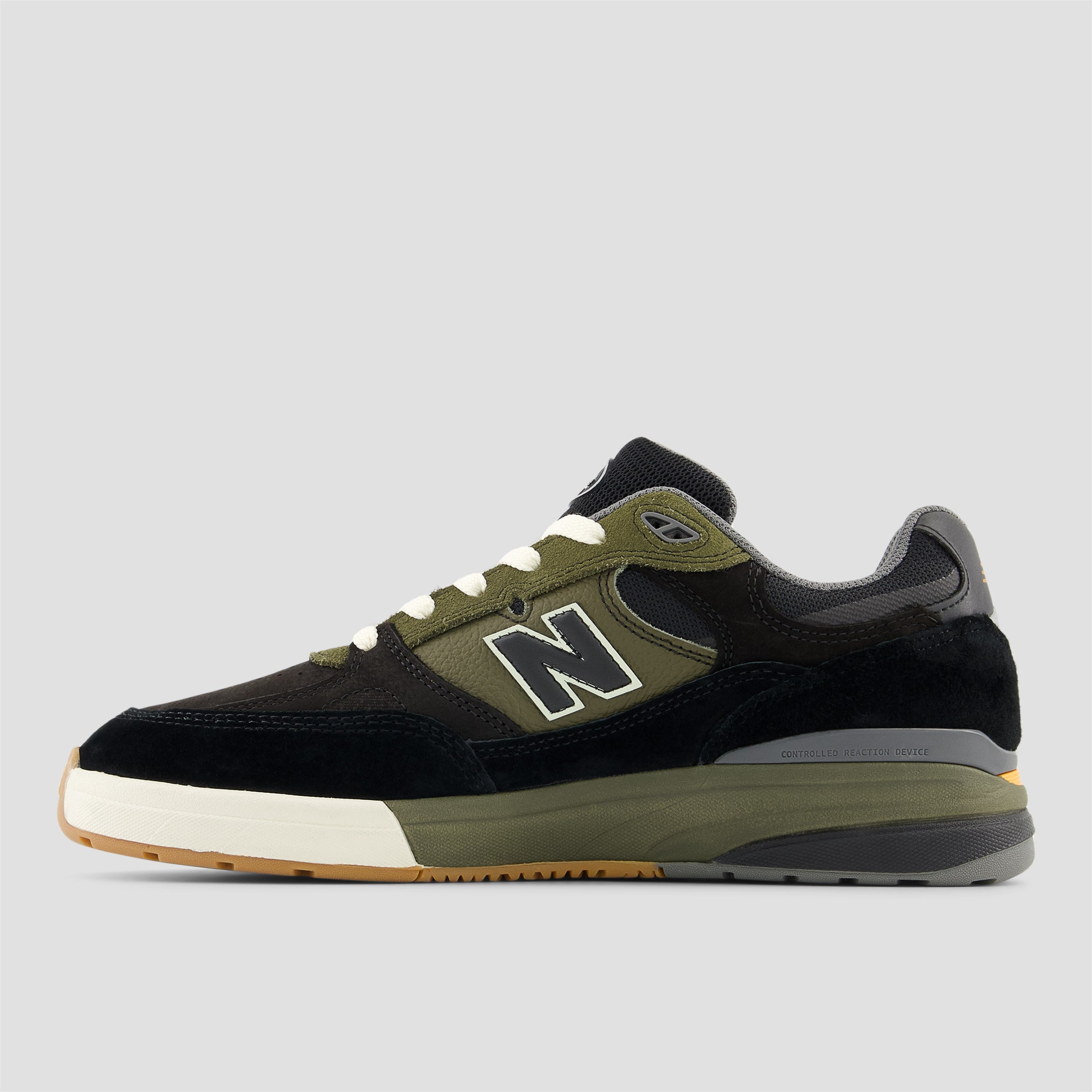 New Balance Andrew Reynolds 933 Skate Shoes Black / Dark Olivine