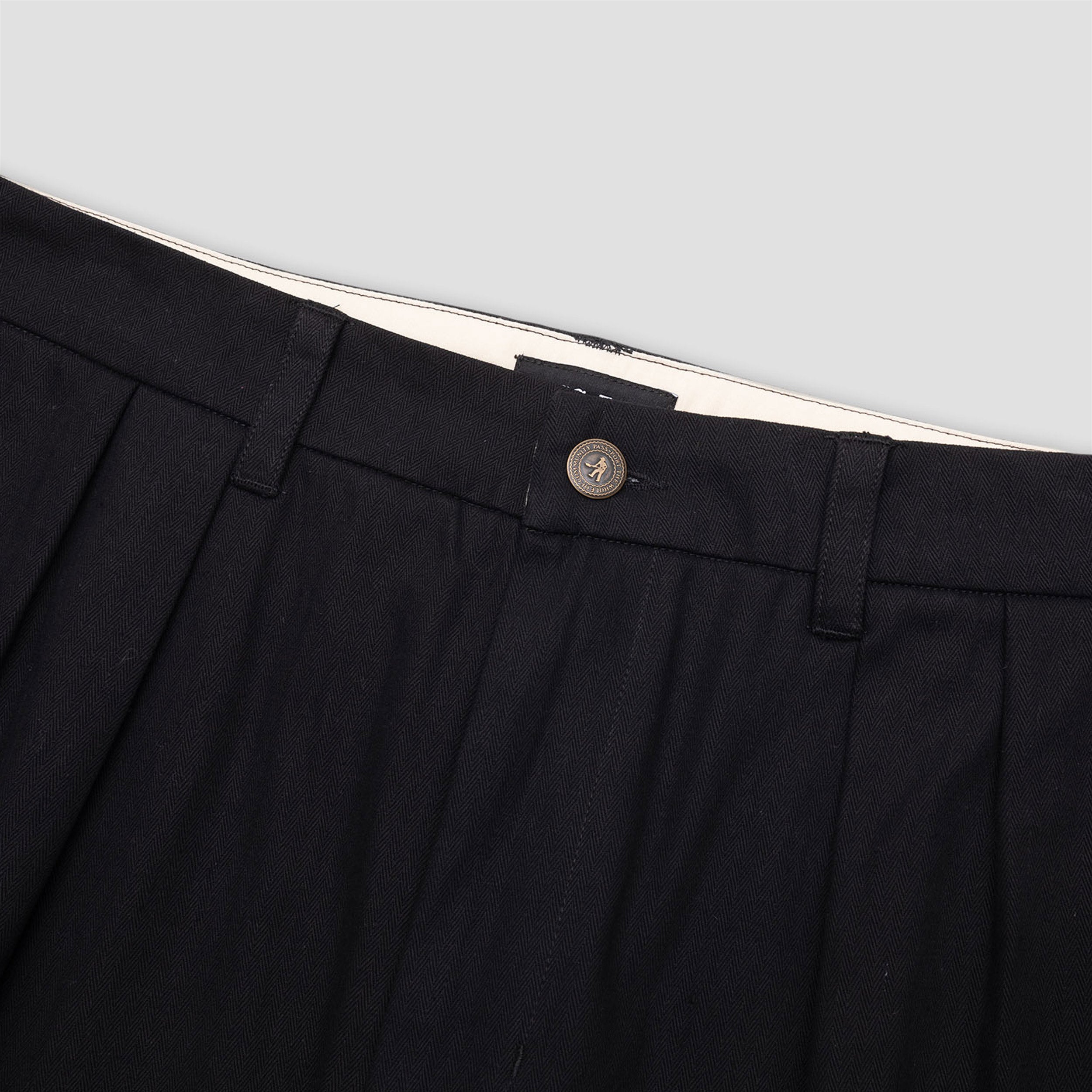 PassPort Herringbone Leagues Club Short Black