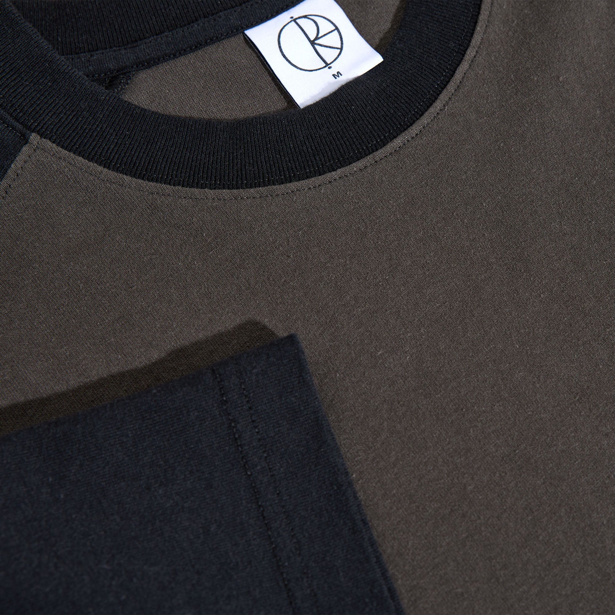 Polar Doe T-Shirt Black / Dirty Black