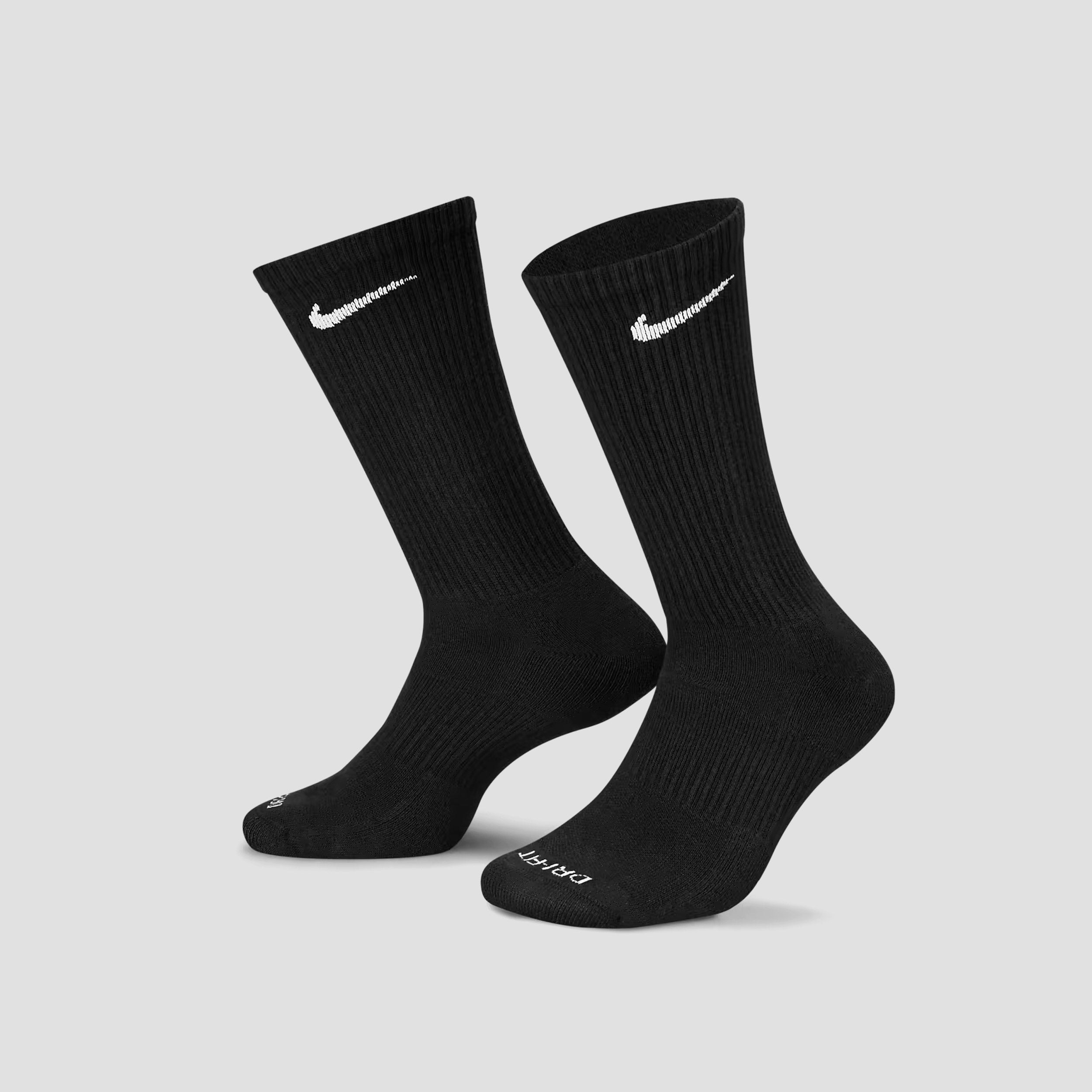 Nike Everyday Plus Cushioned Socks Black / White (6 pairs)