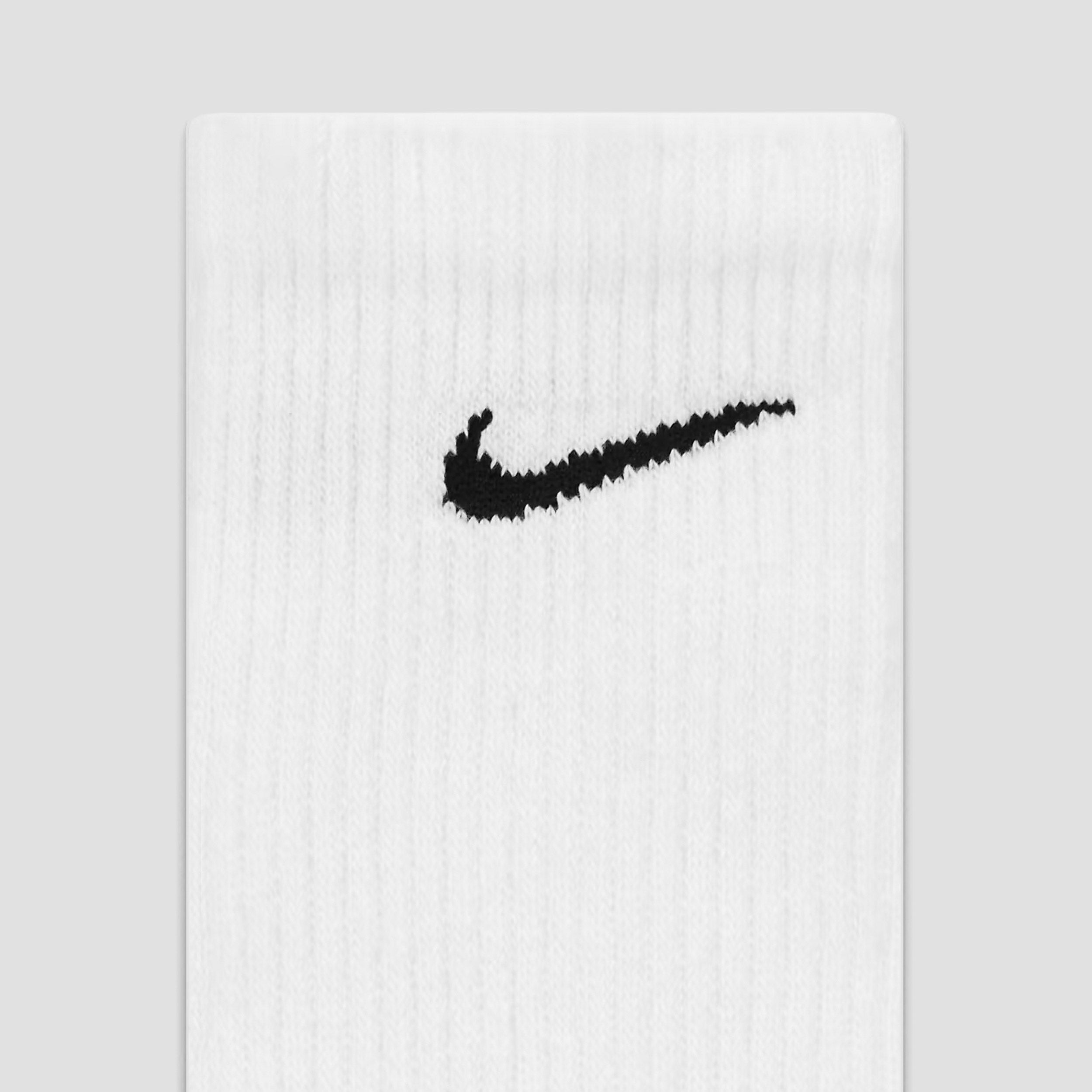 Nike Everyday Plus Cushioned Socks White / Black (6 pairs)