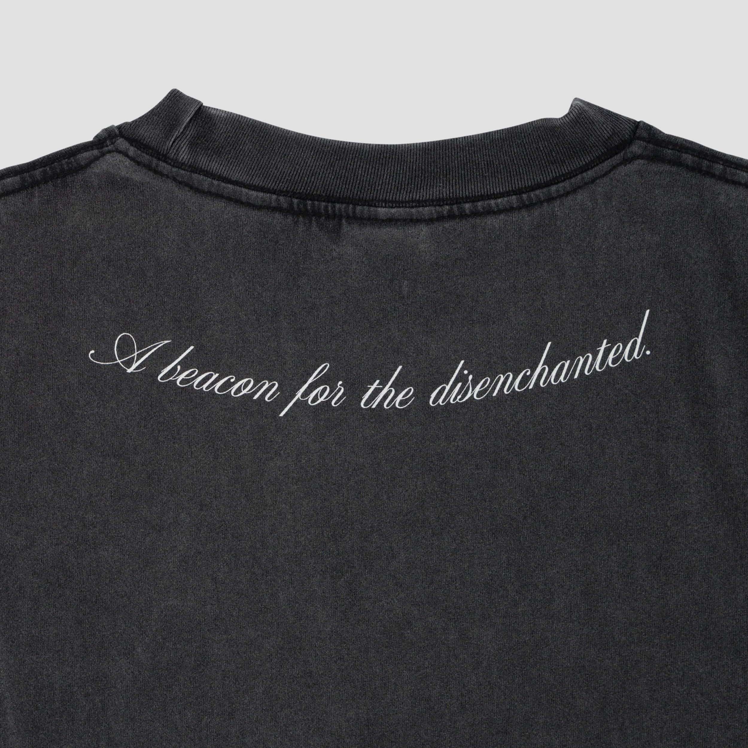 Welcome Chandelier T-Shirt Vintage Black