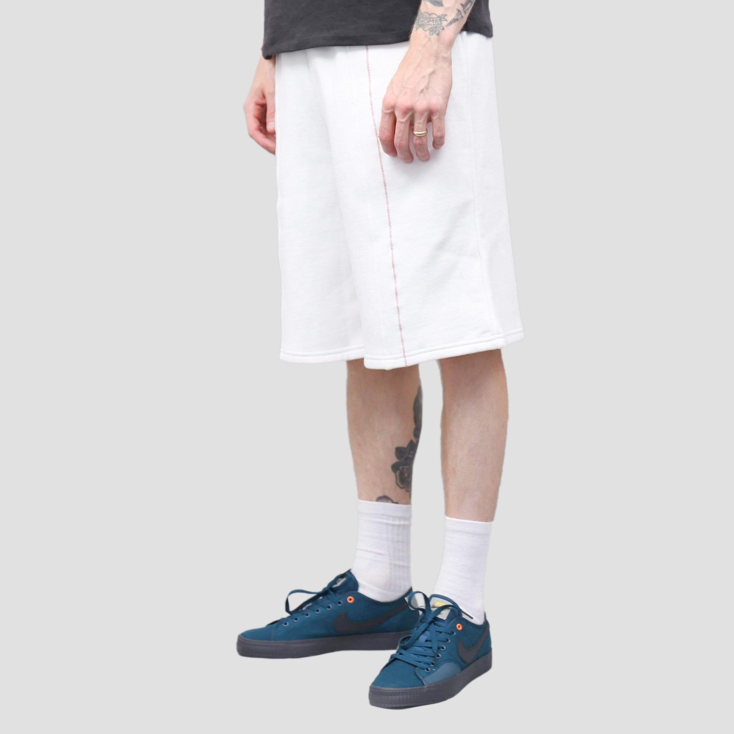 Yardsale Tijuana Sweat Shorts White / Red