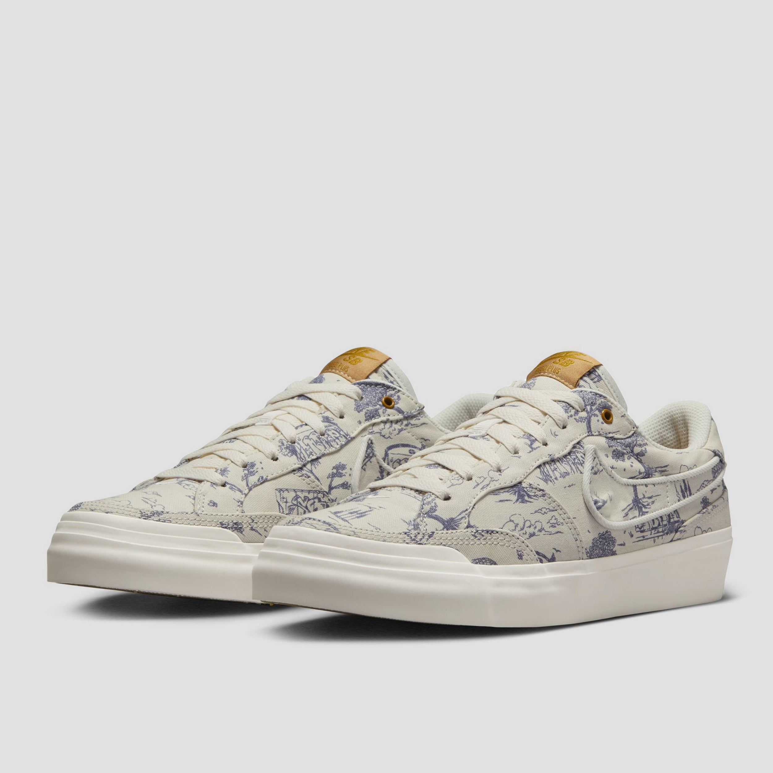 Nike SB Zoom Pogo Plus Premium Skate Shoes Sail / Light Bone - Light Carbon - Bronzine