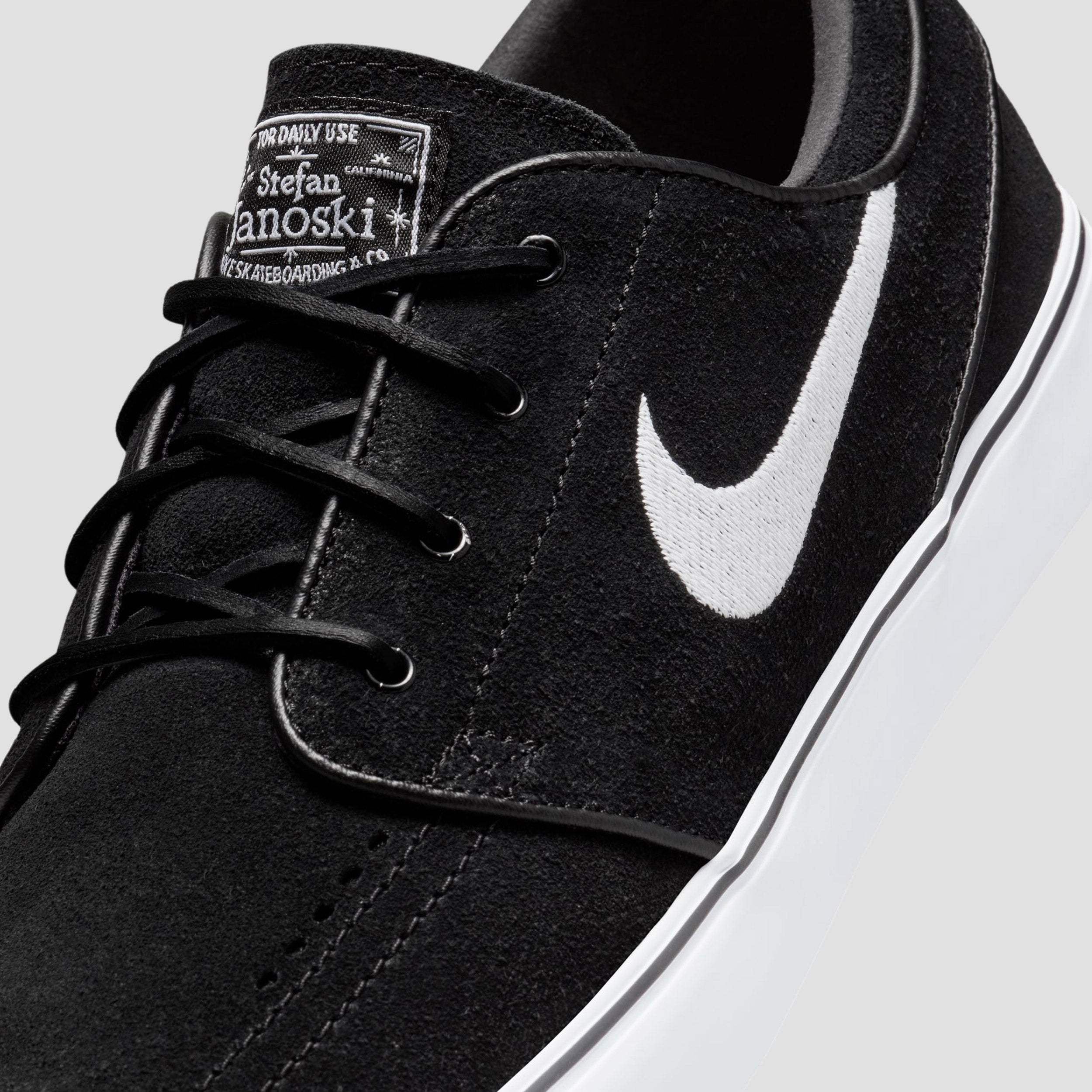 Nike SB Zoom Janoski OG+ Skate Shoes Black / White - Black - White