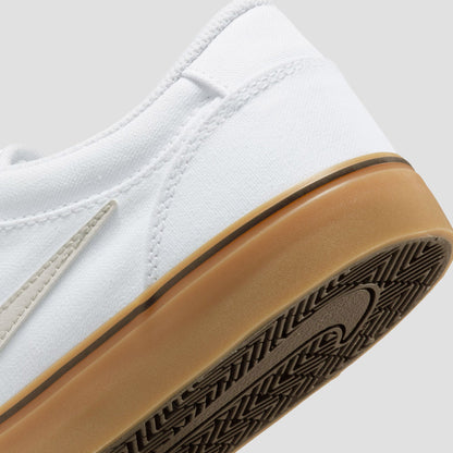 Nike SB Chron 2 Canvas Skate Shoes White / Light Bone / White Gum / Light Brown