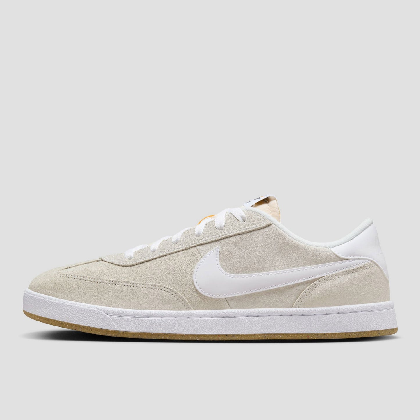 Nike SB FC Classic Shoes Summit White / Summit White - White