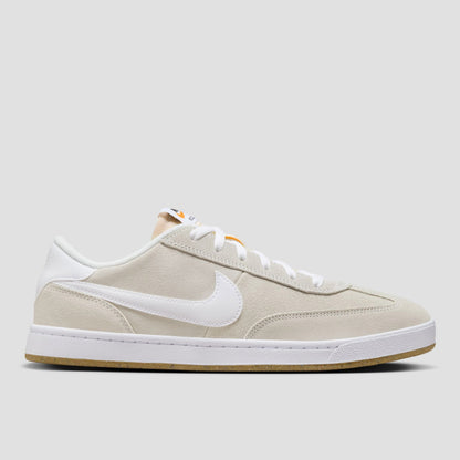 Nike SB FC Classic Shoes Summit White / Summit White - White