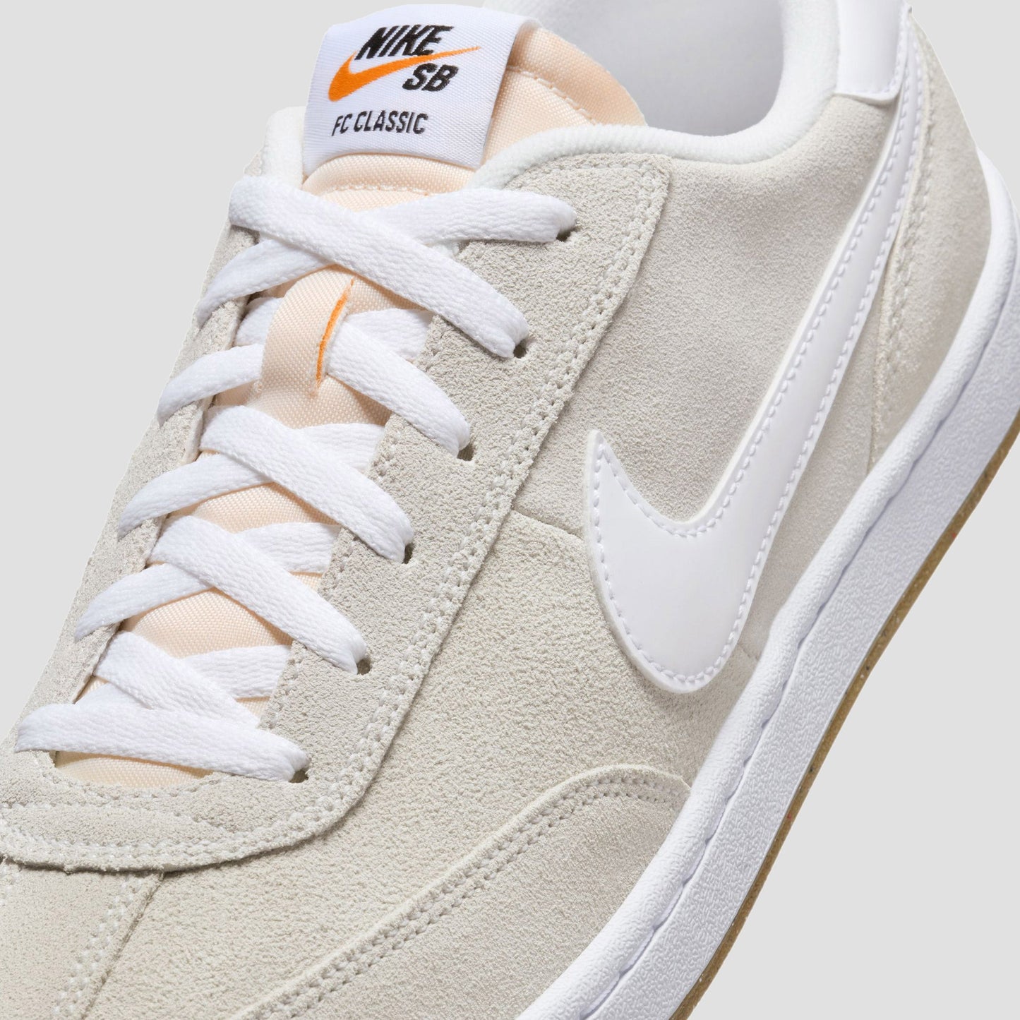 Nike SB FC Classic Shoes Summit White / Summit White - White