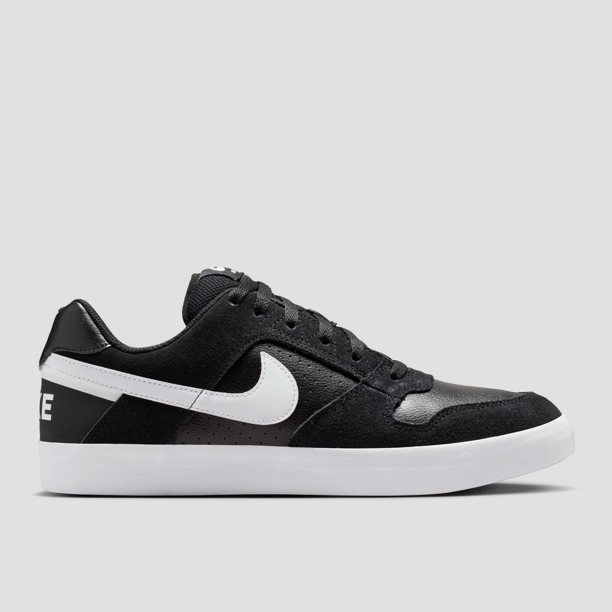 nike sb delta force vulc skateboarding shoe
