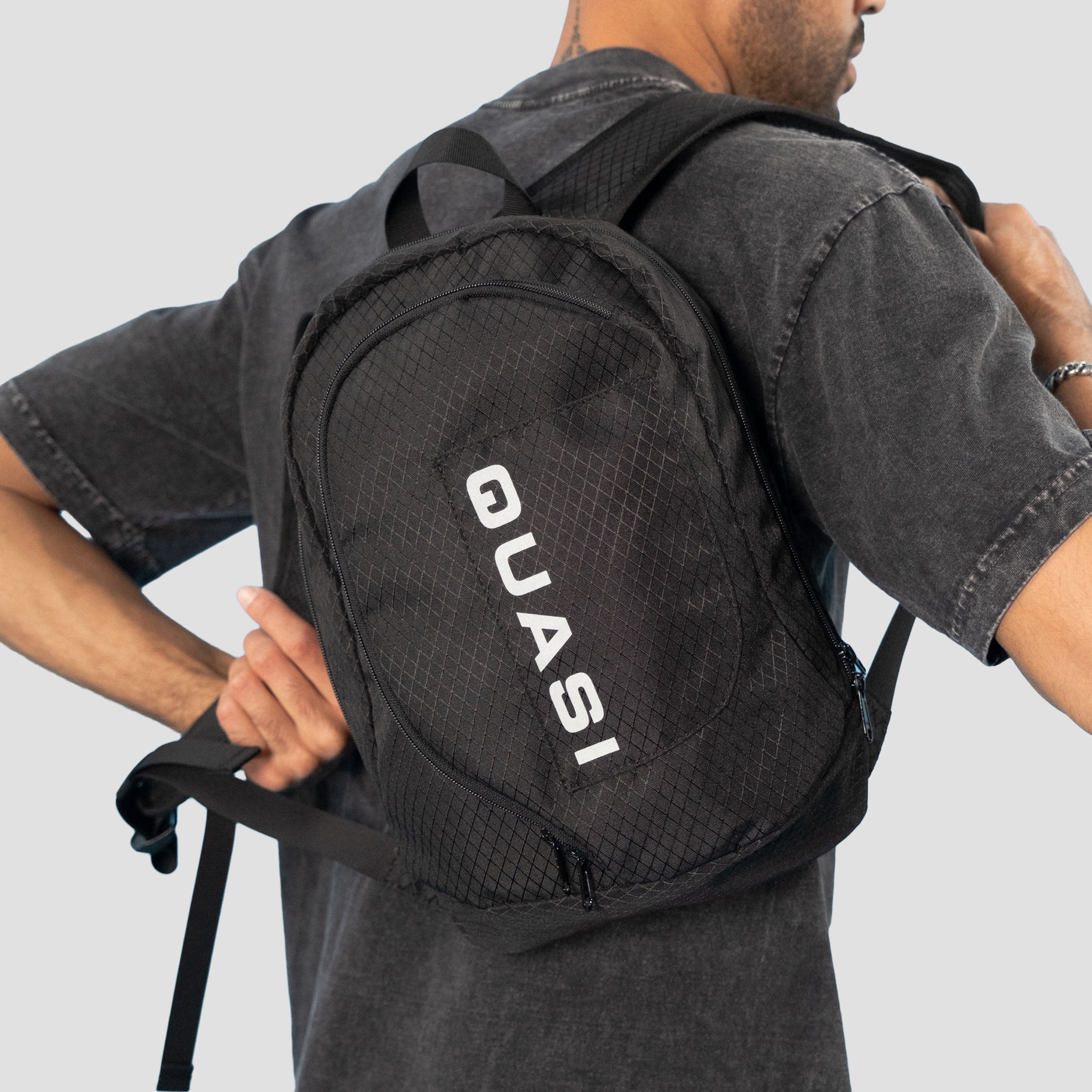 Quasi Augie Bag Black