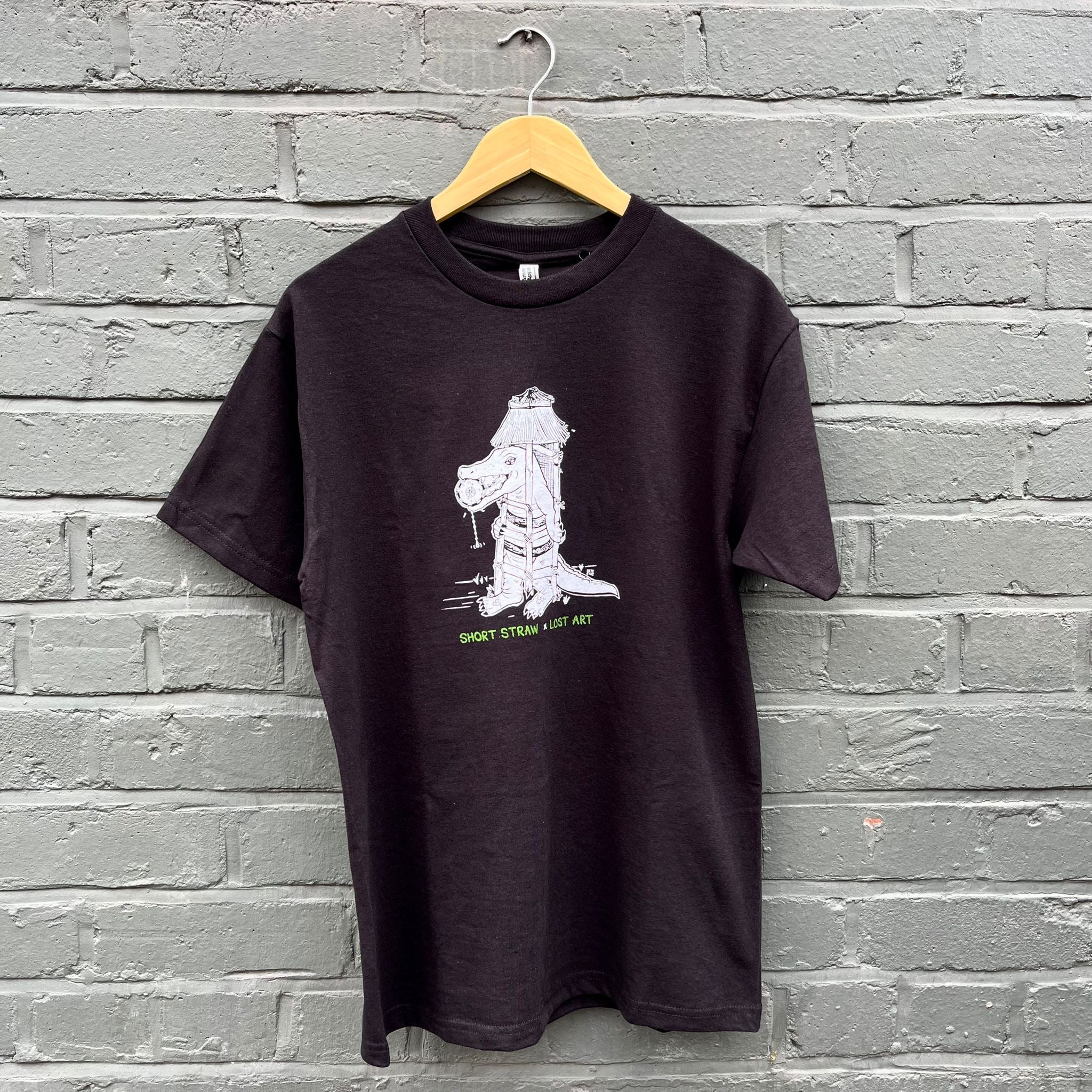 Lost Art Short Straw T-Shirt Black