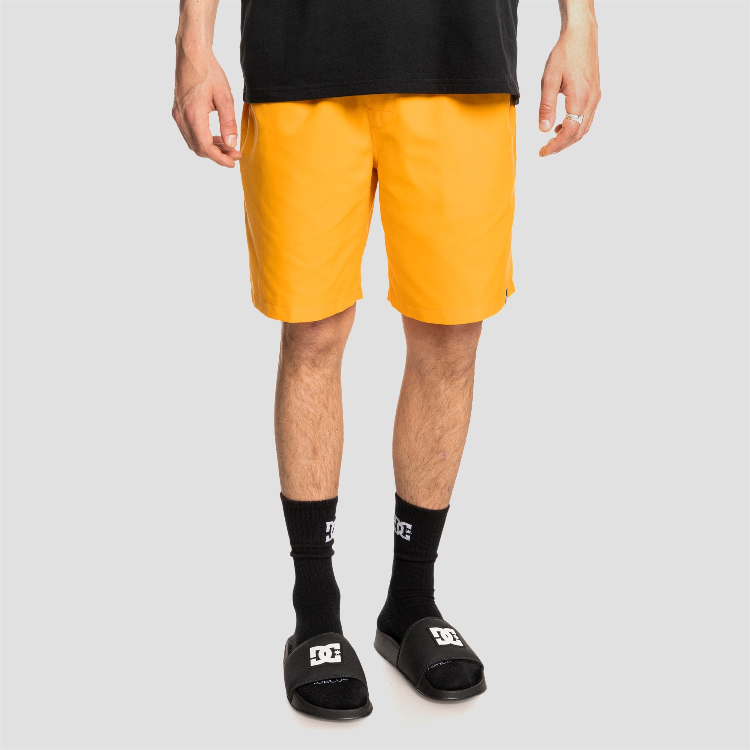 DC Stryker Short Radiant Yellow