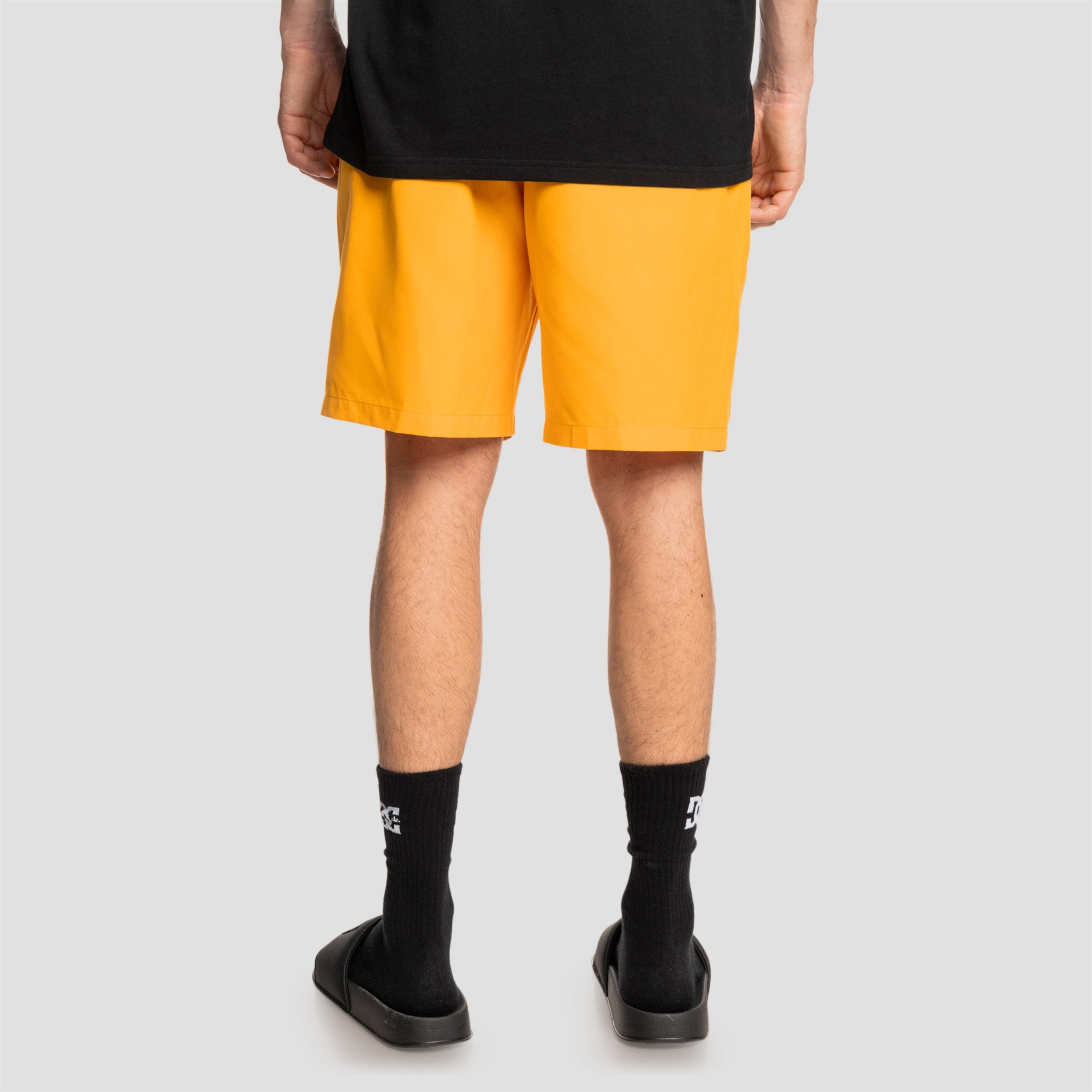 DC Stryker Short Radiant Yellow