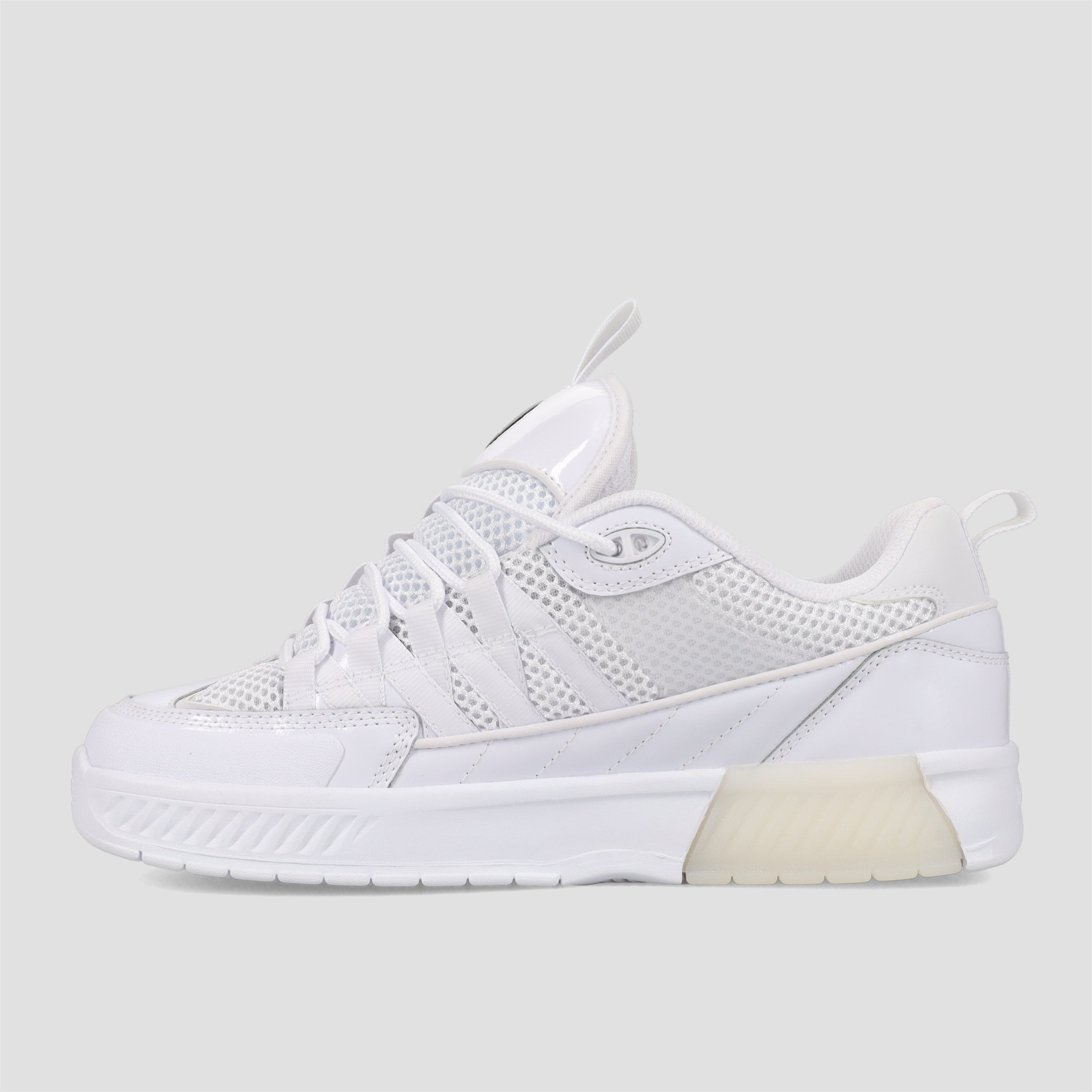 DC Lucien Skate Shoes White / White