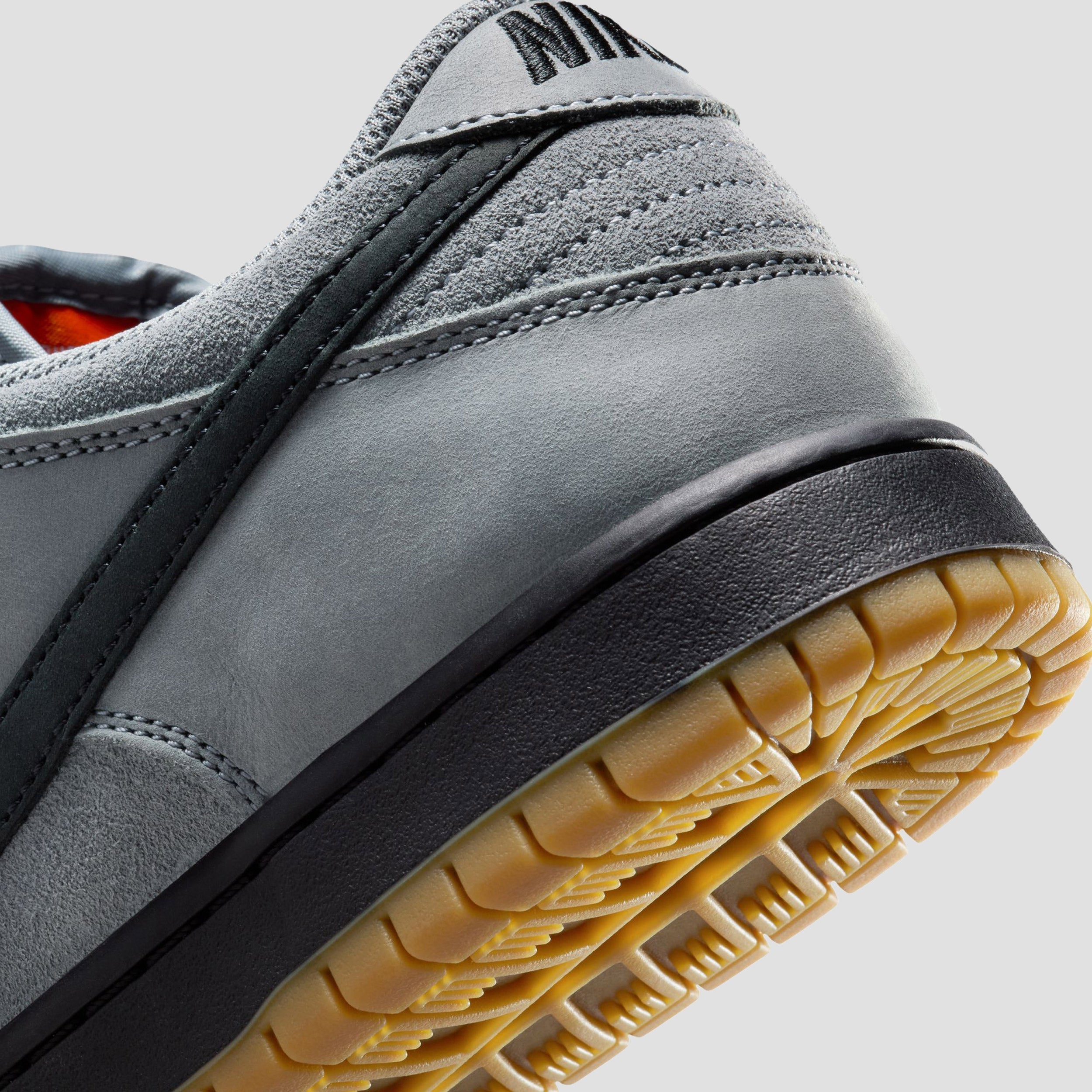 Nike SB Dunk Low Pro Skate Shoes Cool Grey / Black / Cool Grey / Dark Grey