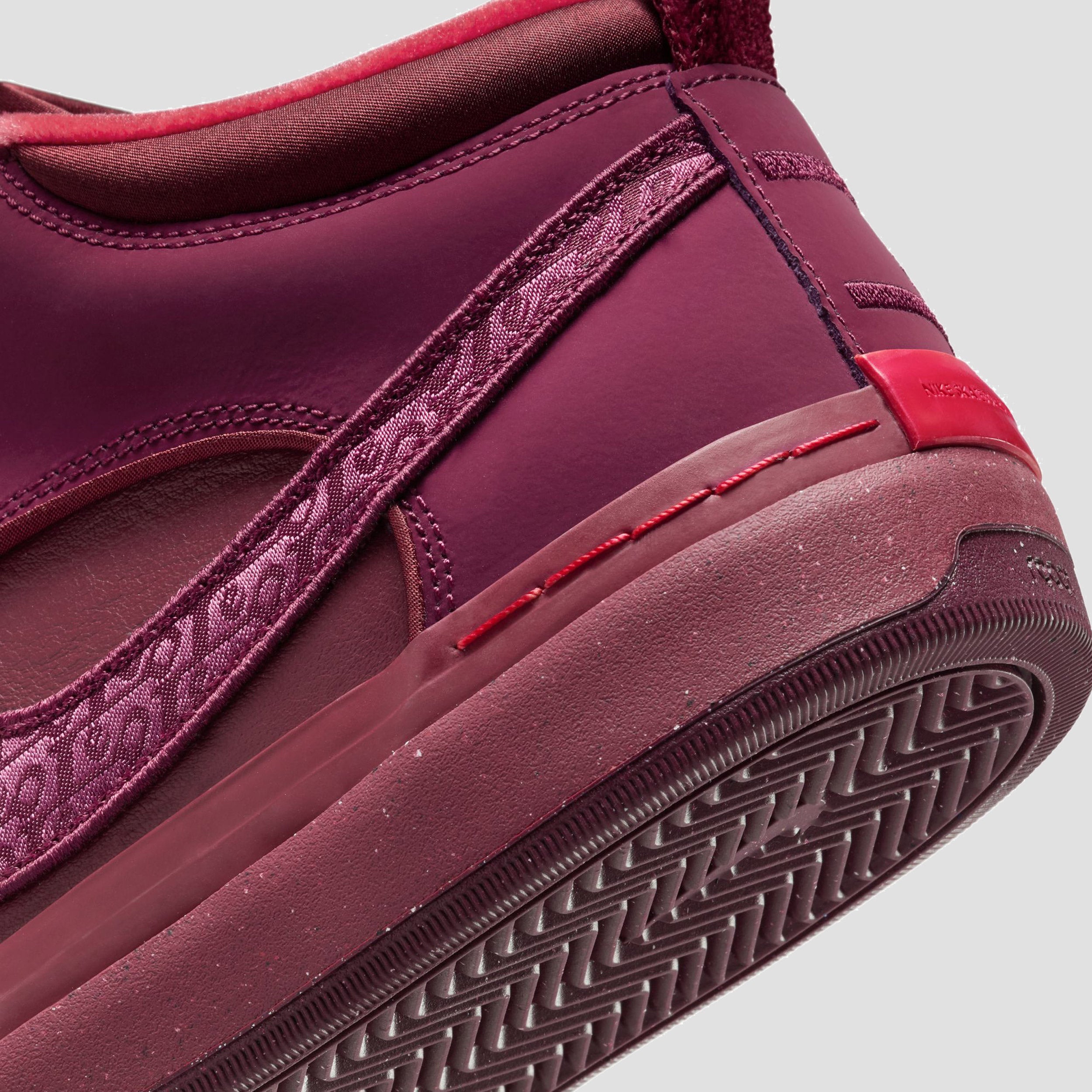 Nike SB React Leo PRM Skate Shoes Dark Beetroot / Dark Beetroot - Team Red