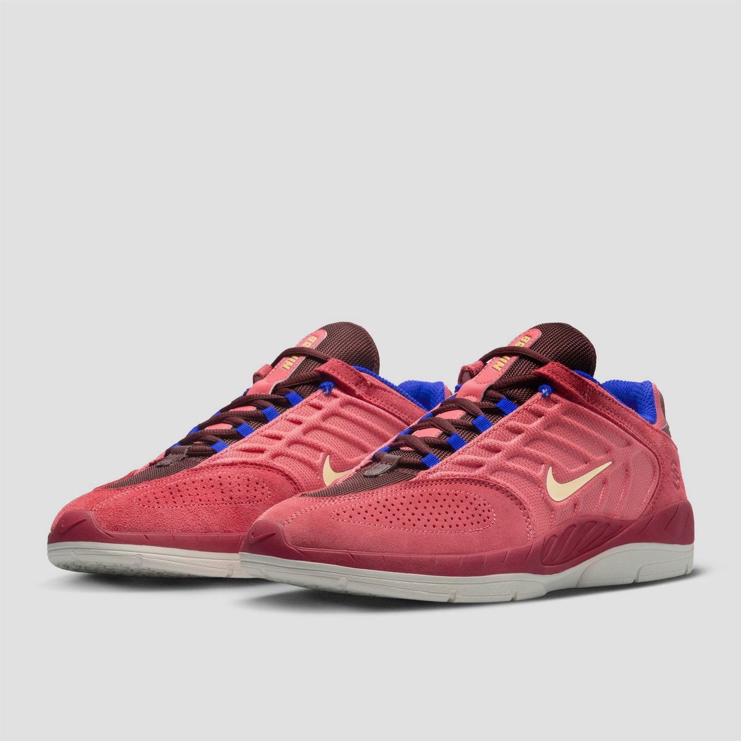 Nike SB Vertebrae Skate Shoes Adobe / Melon Tint / Earth / Noble Red