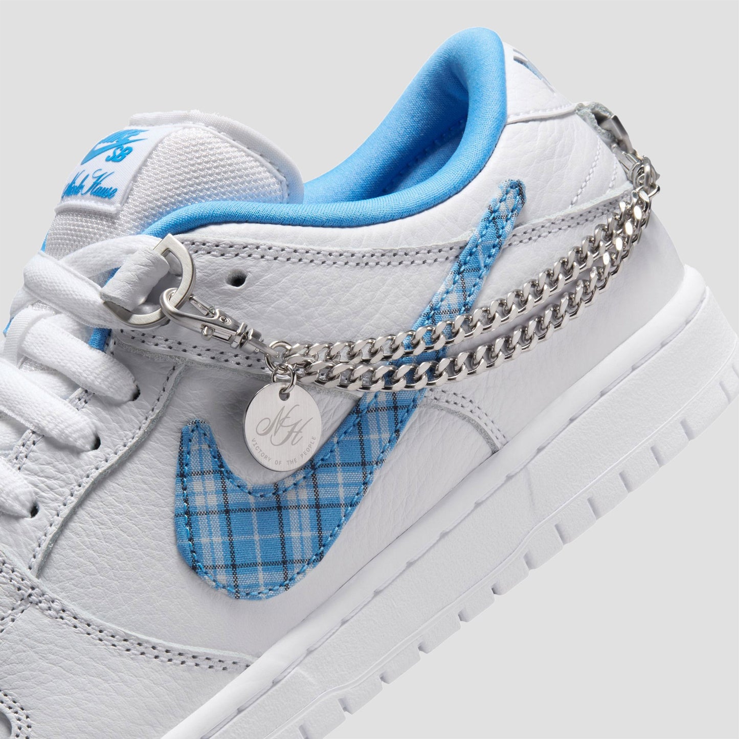 Nike SB X Nicole Hause Dunk Low Pro Skate Shoes White / University Blue