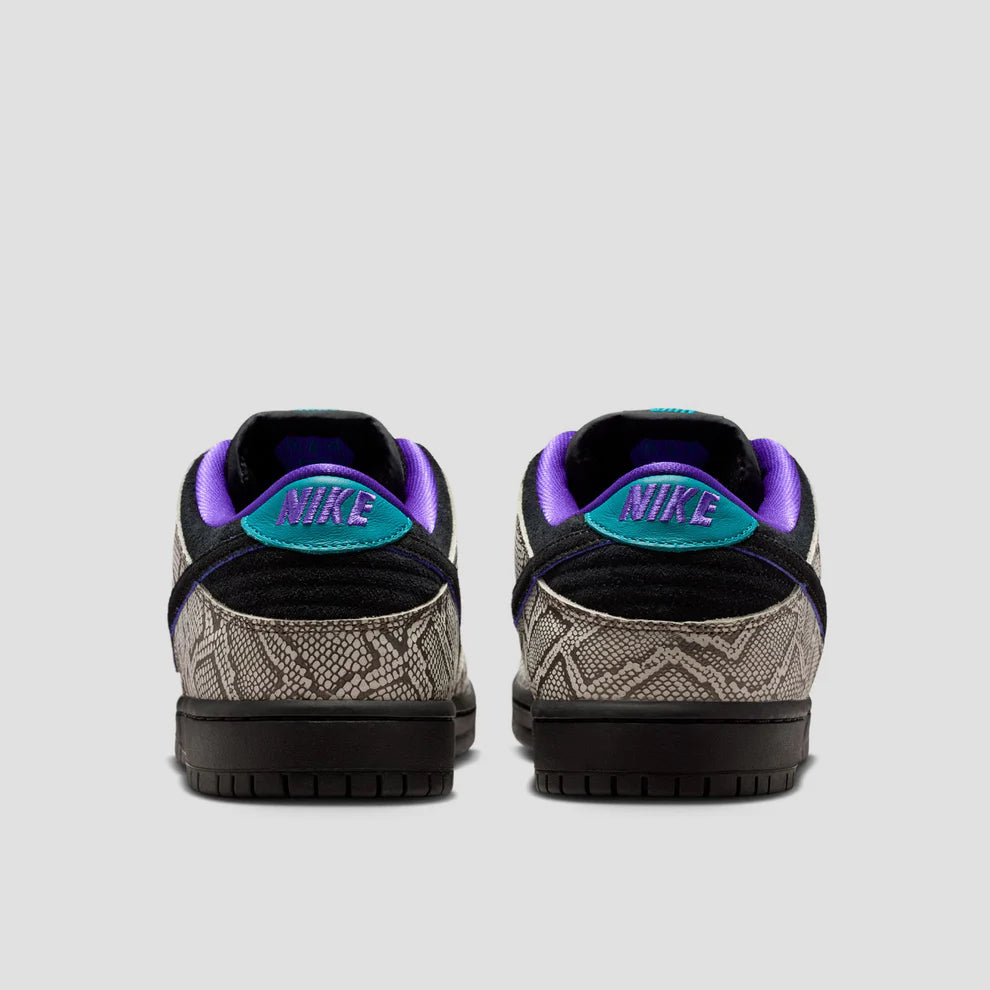 Nike SB Dunk Low Pro Skate Shoes String / Black / Bright Spruce / Fierce Purple