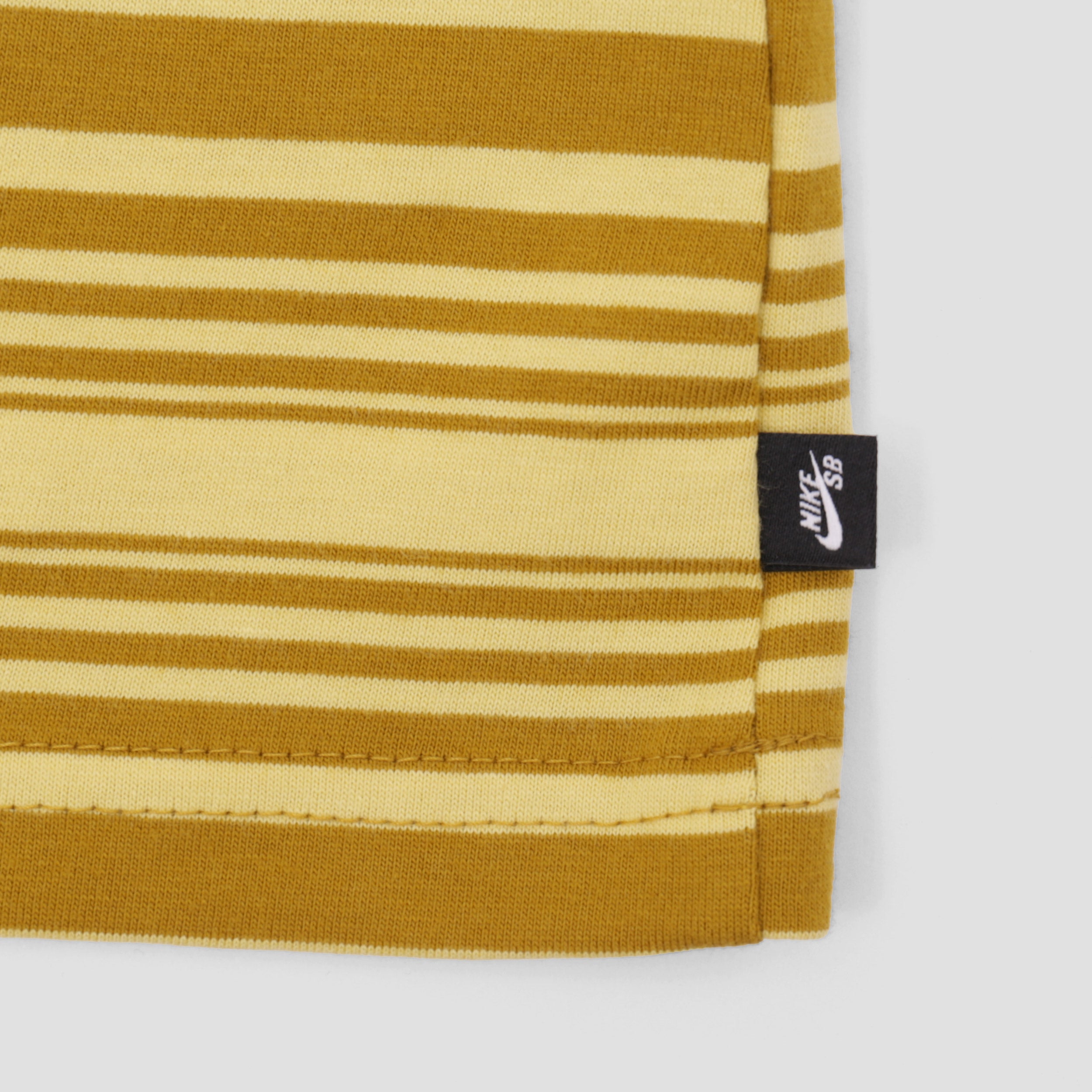 Nike SB Max90 SS Loose Fit T-Shirt Bronzine