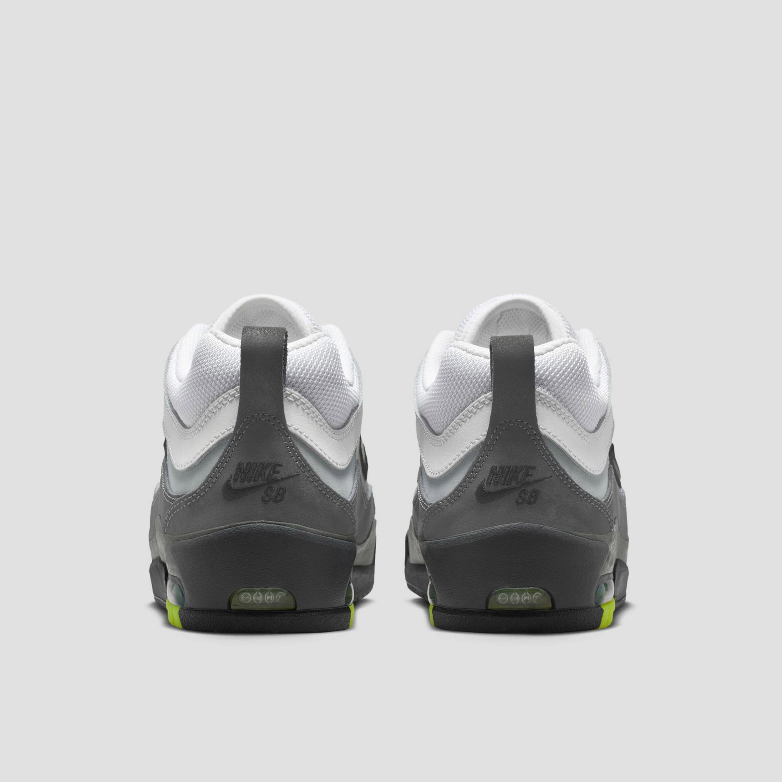 Nike SB Air Max Ishod Skate Shoes Black / Neon Yellow / Anthracite / Light Graphite